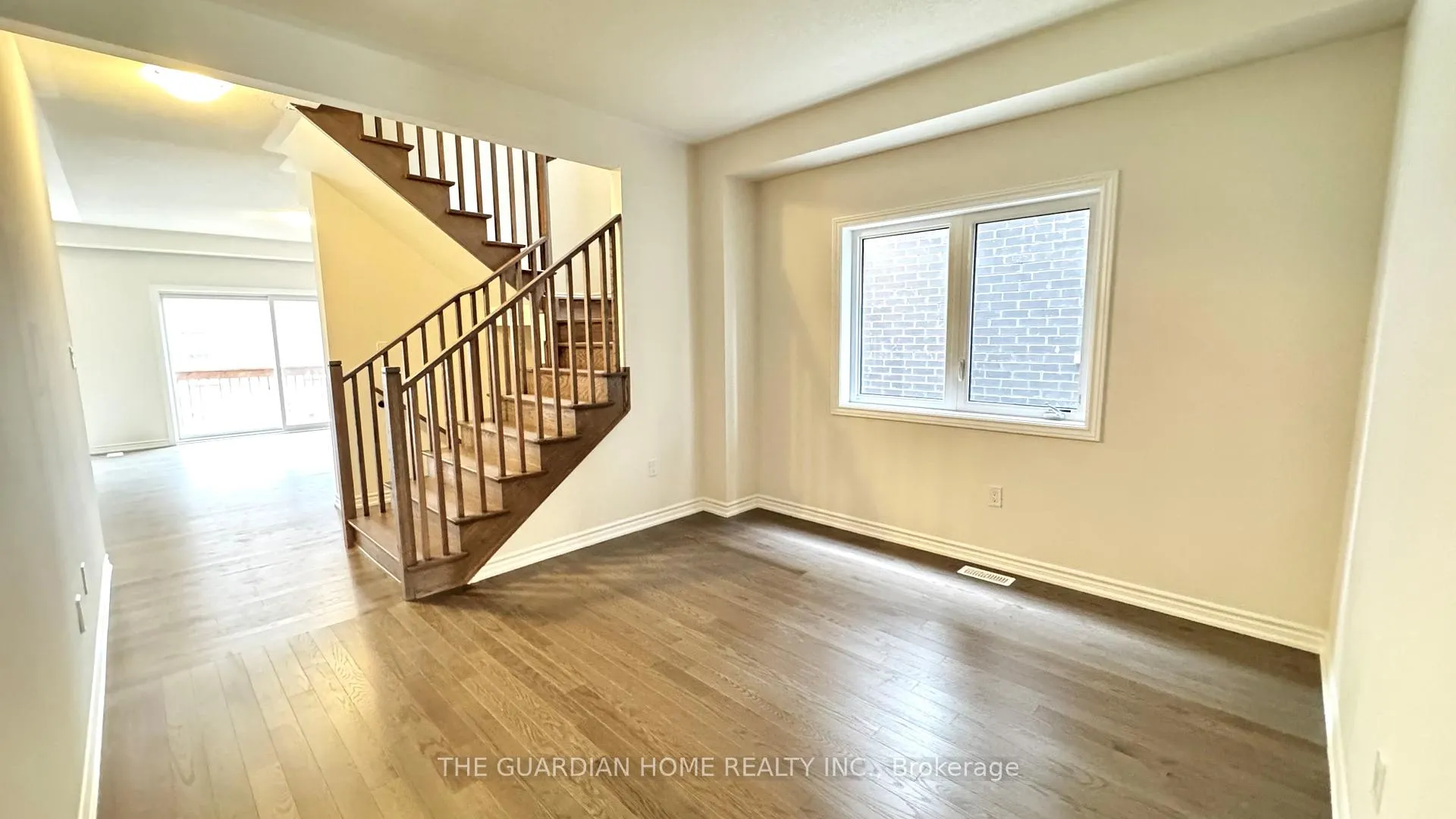 Photo 5 of 3059 Turtlecreek Place, Pickering, Rural Pickering — HOMEH