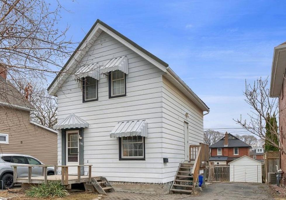 Front of 139 Huron Street