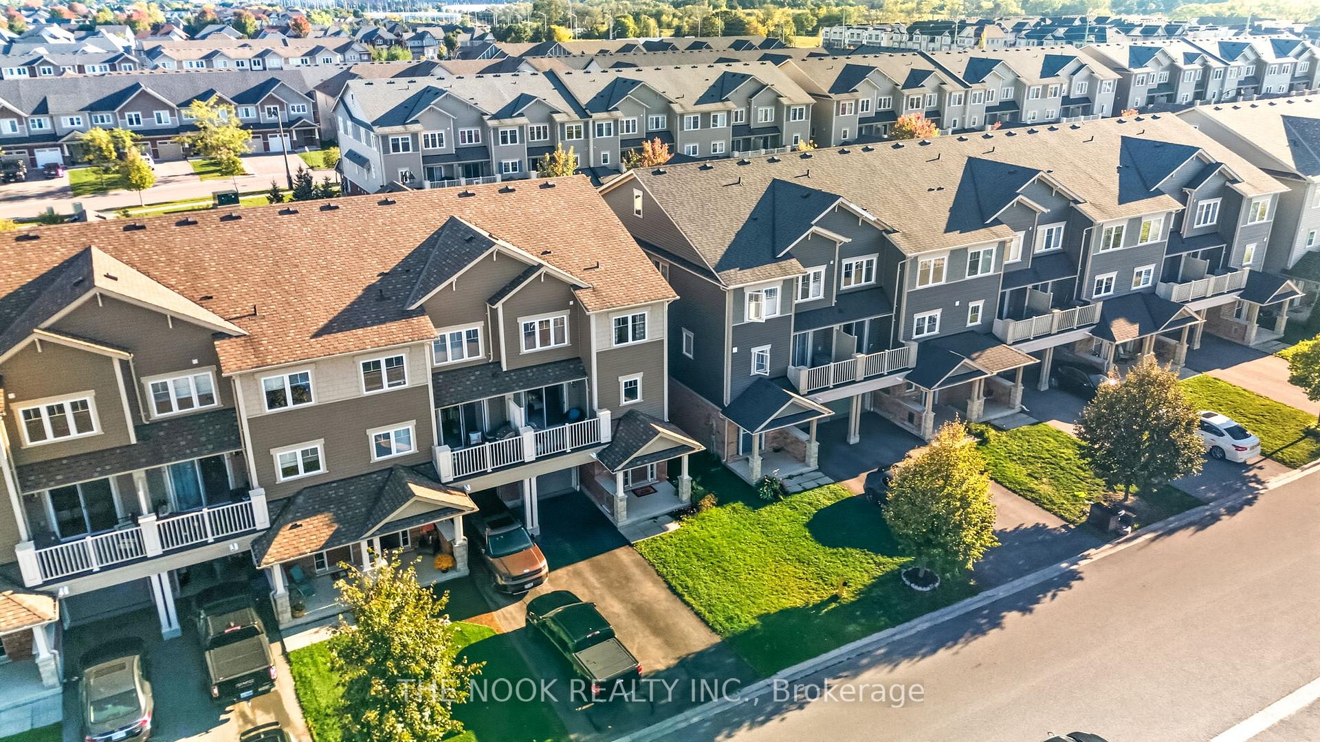 Photo 6 of 12 Tabaret Crescent, Oshawa, Windfields — HOMEH