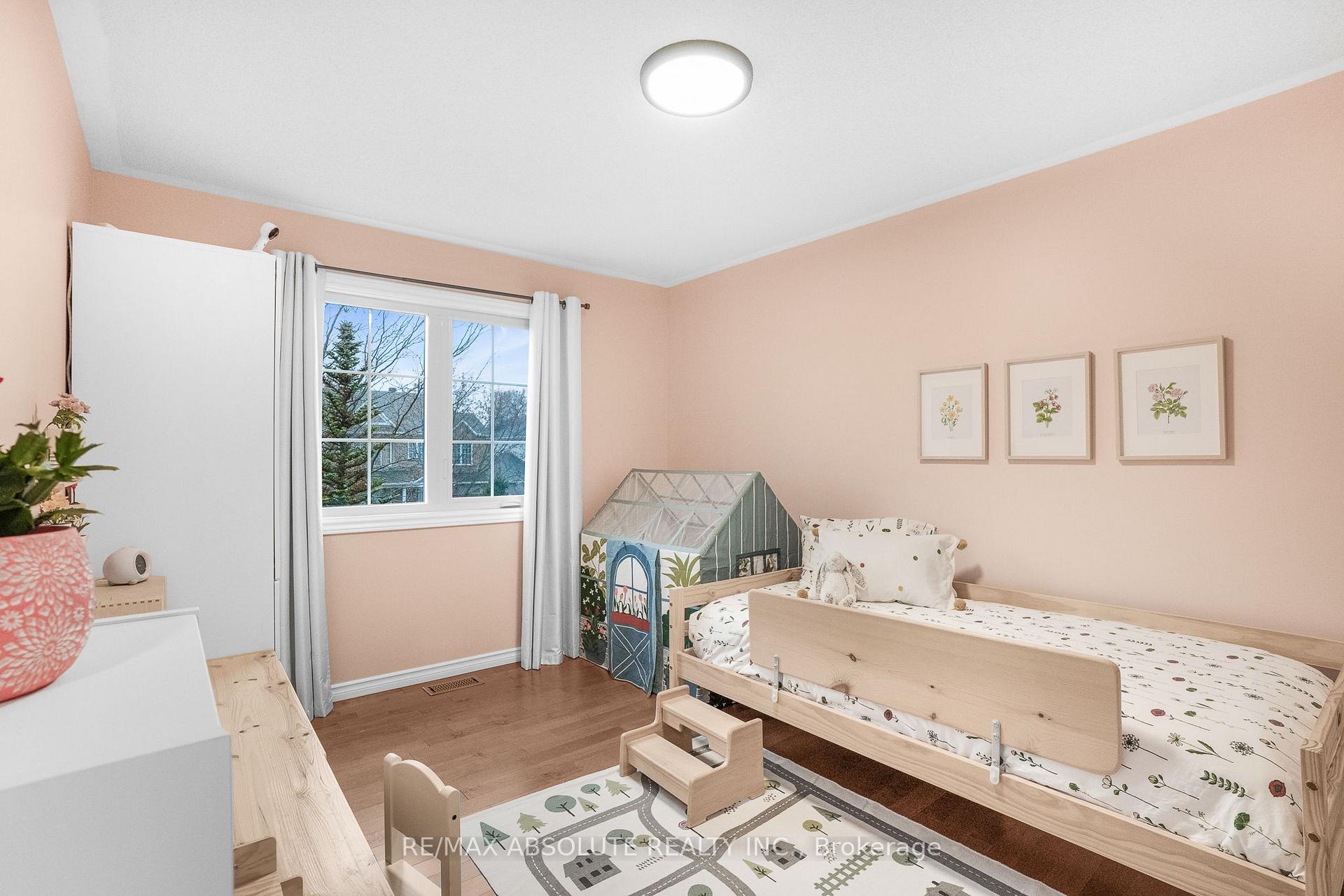 Photo 16 of 6042 Longleaf Drive, Ottawa, Chapel Hill South - Orleans Village — HOMEH