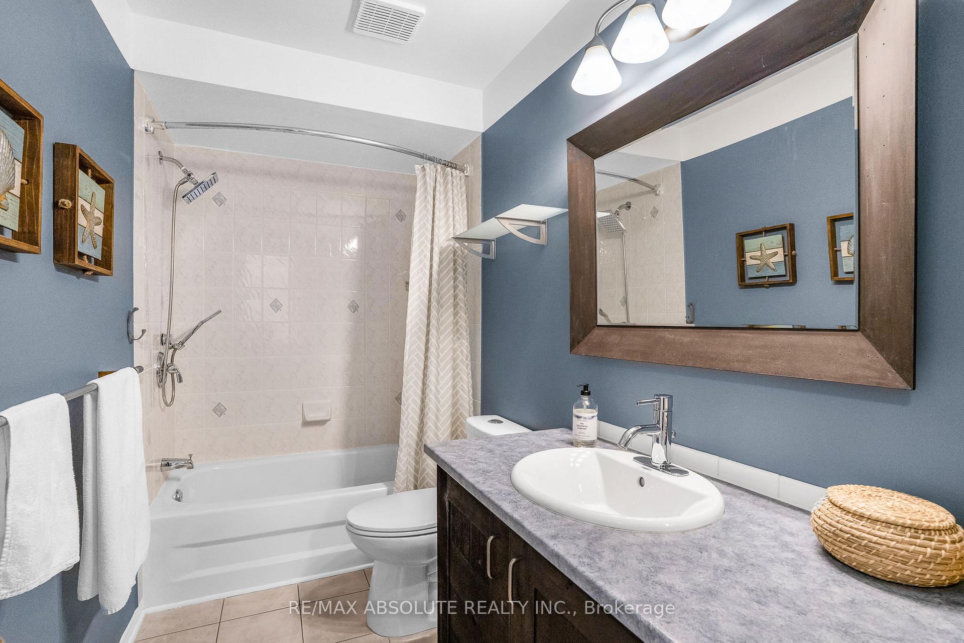 Photo 17 of 6042 Longleaf Drive, Ottawa, Chapel Hill South - Orleans Village — HOMEH