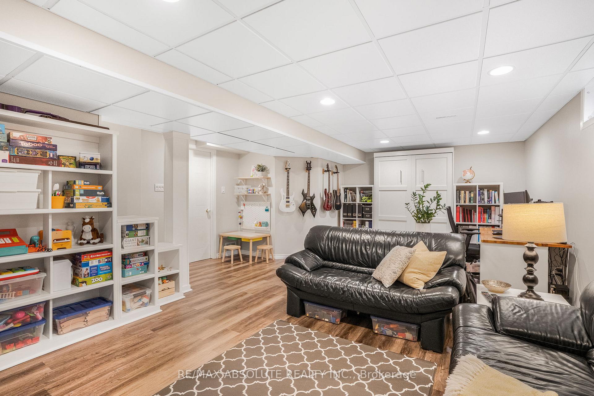 Photo 22 of 6042 Longleaf Drive, Ottawa, Chapel Hill South - Orleans Village — HOMEH
