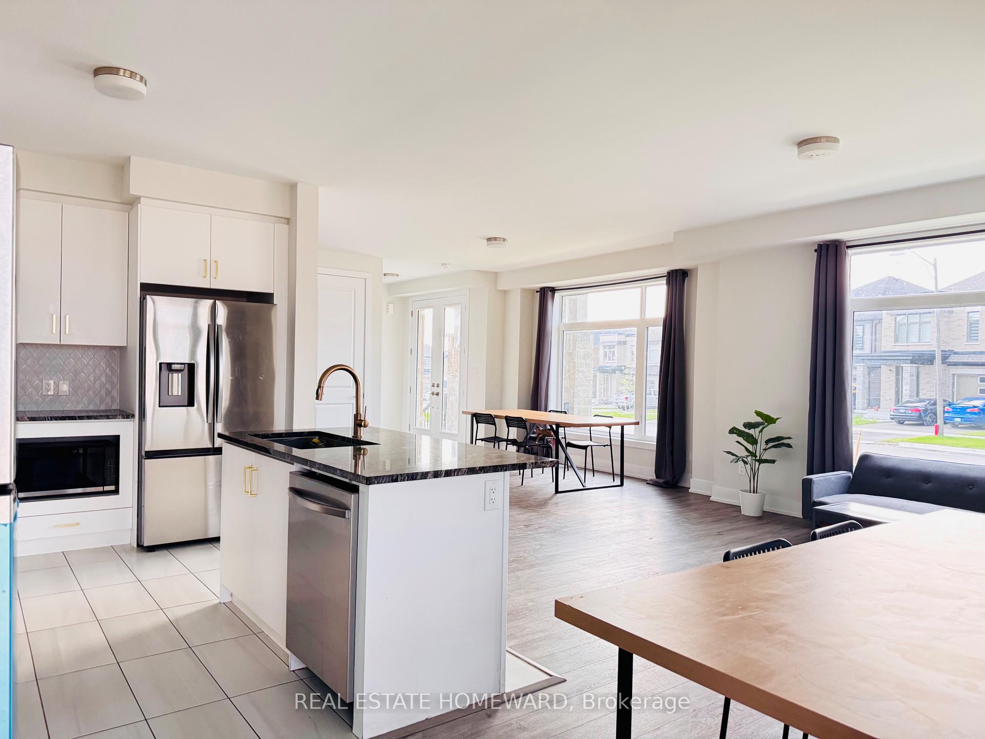 Photo 6 of 960 Lockie Drive, Oshawa, Kedron — HOMEH