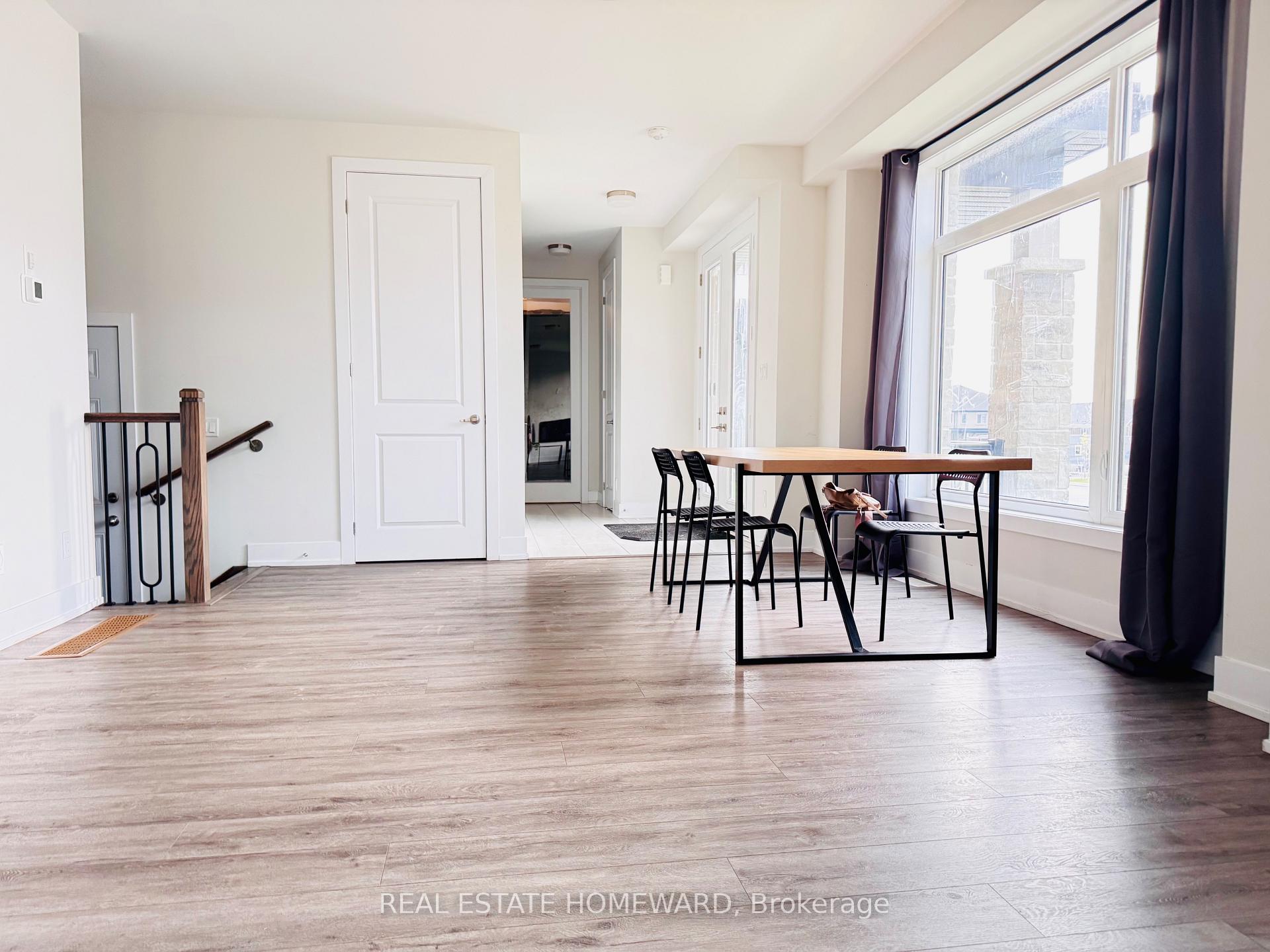 Photo 11 of 960 Lockie Drive, Oshawa, Kedron — HOMEH