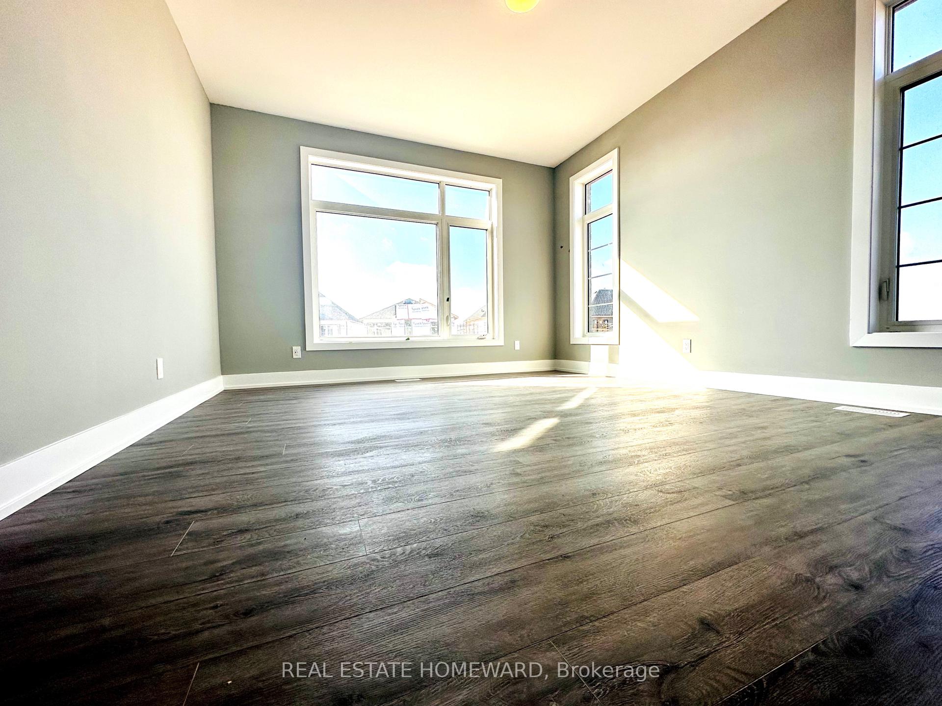 Photo 19 of 960 Lockie Drive, Oshawa, Kedron — HOMEH