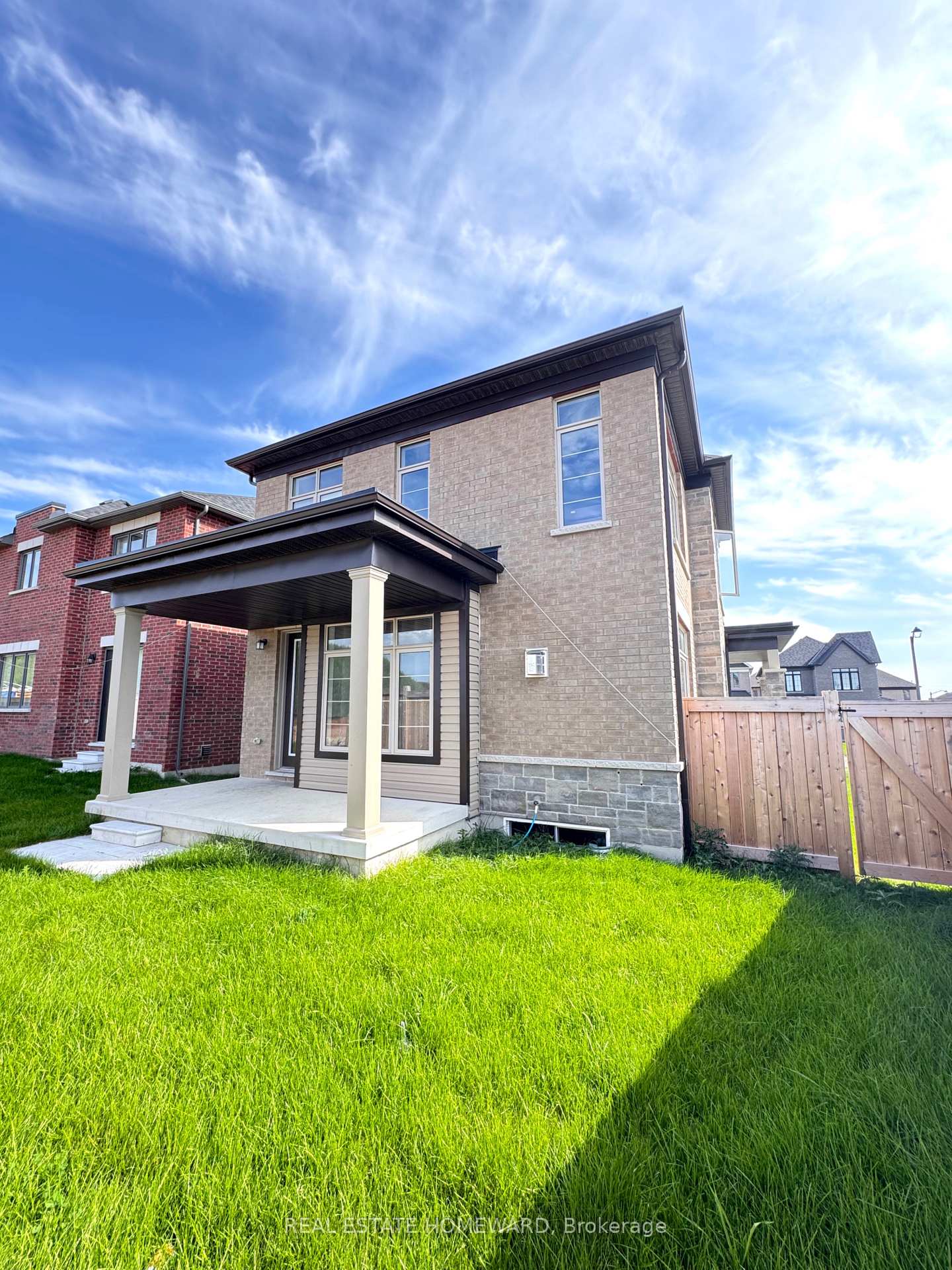 Photo 32 of 960 Lockie Drive, Oshawa, Kedron — HOMEH