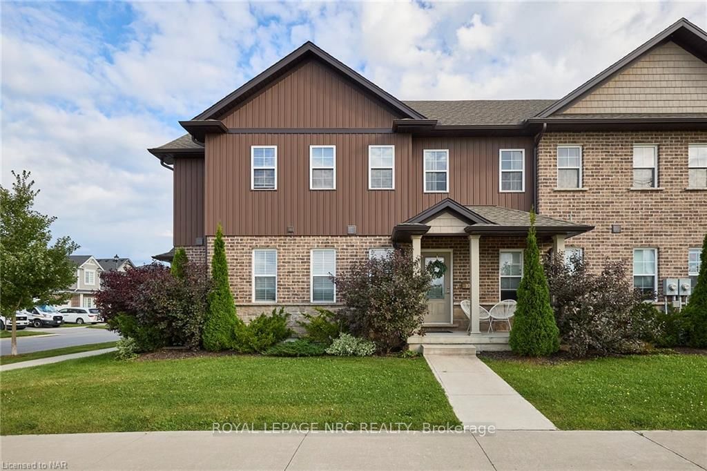 Photo 1 of 106 Summersides Boulevard, Pelham, Fonthill — HOMEH