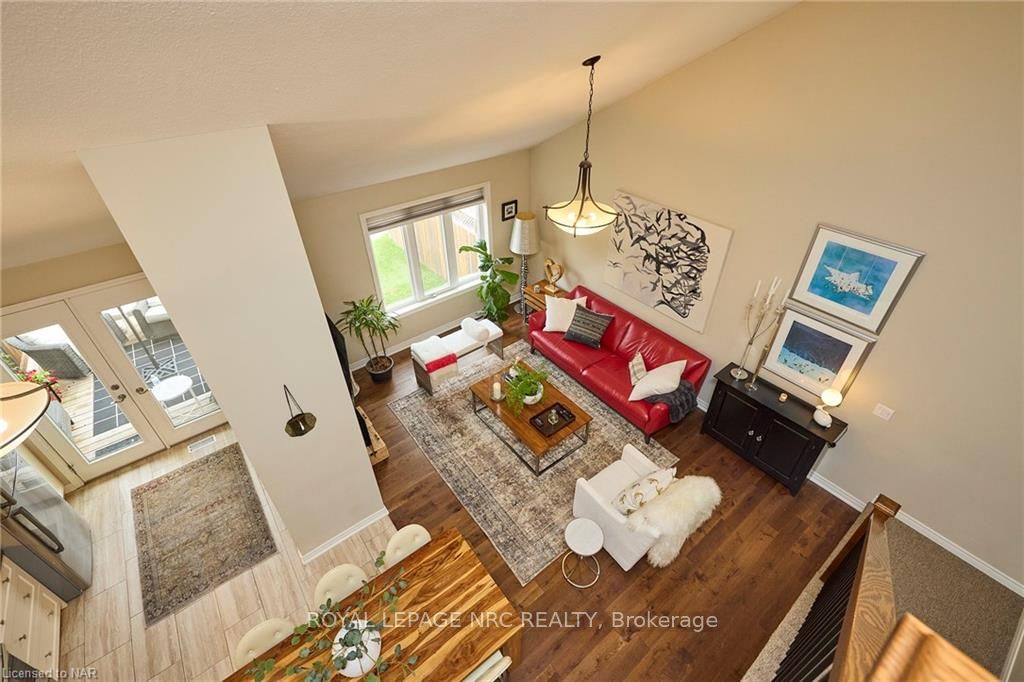 Photo 17 of 106 Summersides Boulevard, Pelham, Fonthill — HOMEH