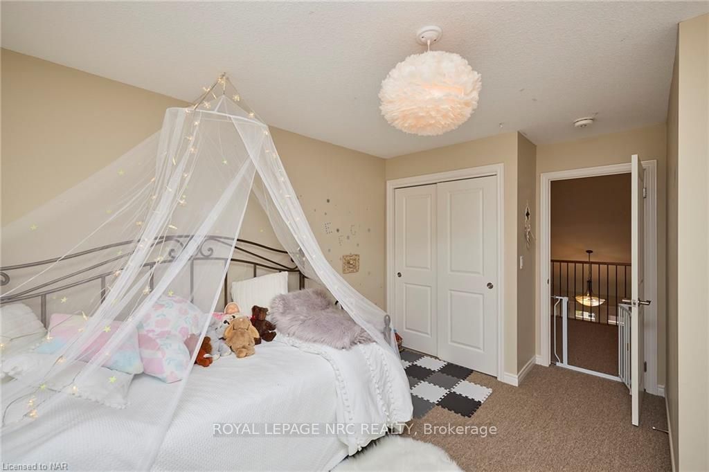Photo 20 of 106 Summersides Boulevard, Pelham, Fonthill — HOMEH