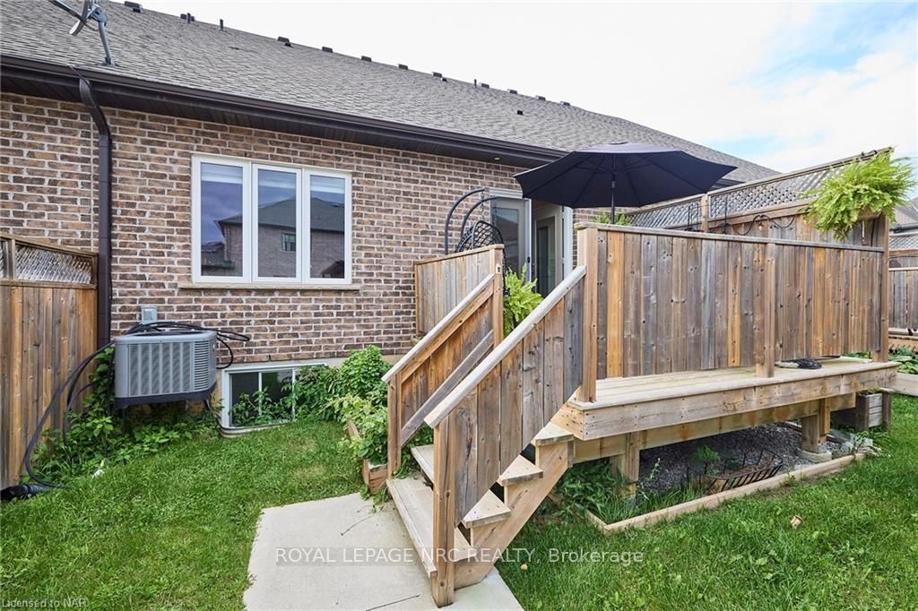 Photo 23 of 106 Summersides Boulevard, Pelham, Fonthill — HOMEH