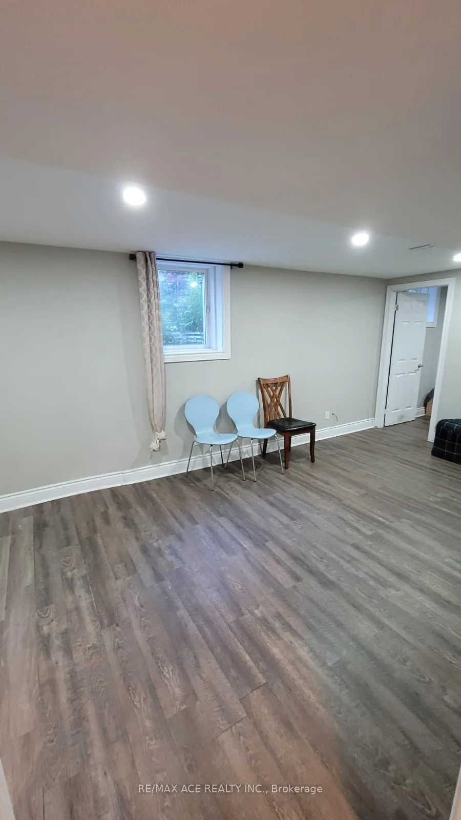 Photo 3 of Unit Bsmt, 518 Annapolis Avenue, Oshawa, McLaughlin — HOMEH