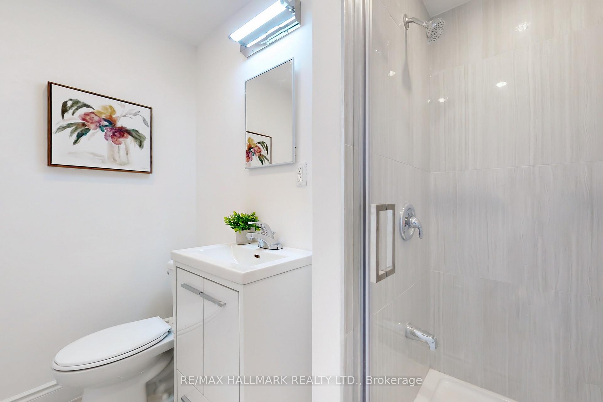 Photo 35 of 696 Jasmine Crescent, Oshawa, Centennial — HOMEH