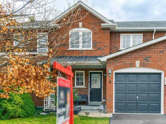 Front of 6 Dawson Crescent