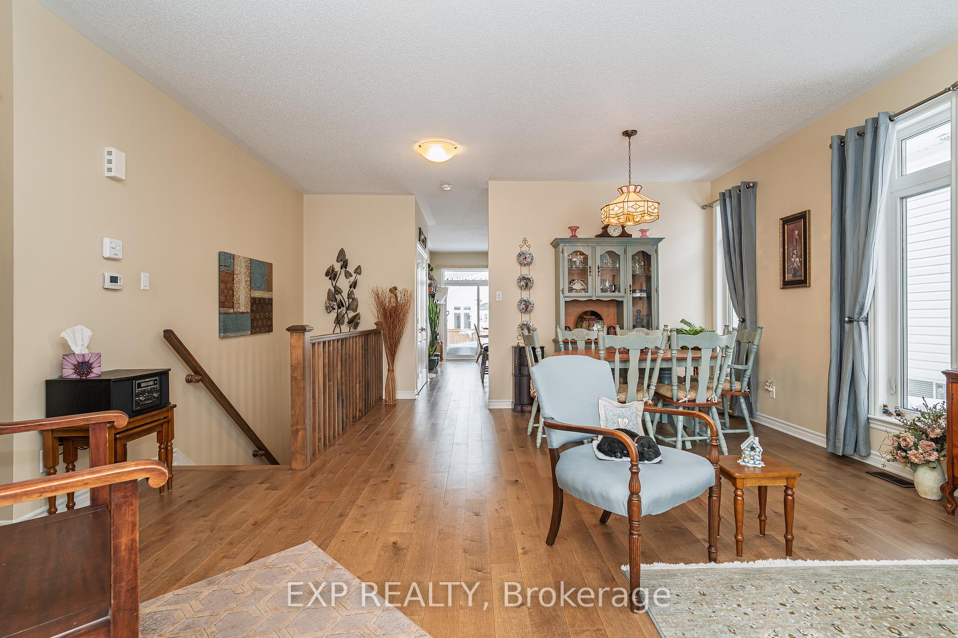 Photo 2 of 208 Voie De Brouage Way, Ottawa, Camelot — HOMEH