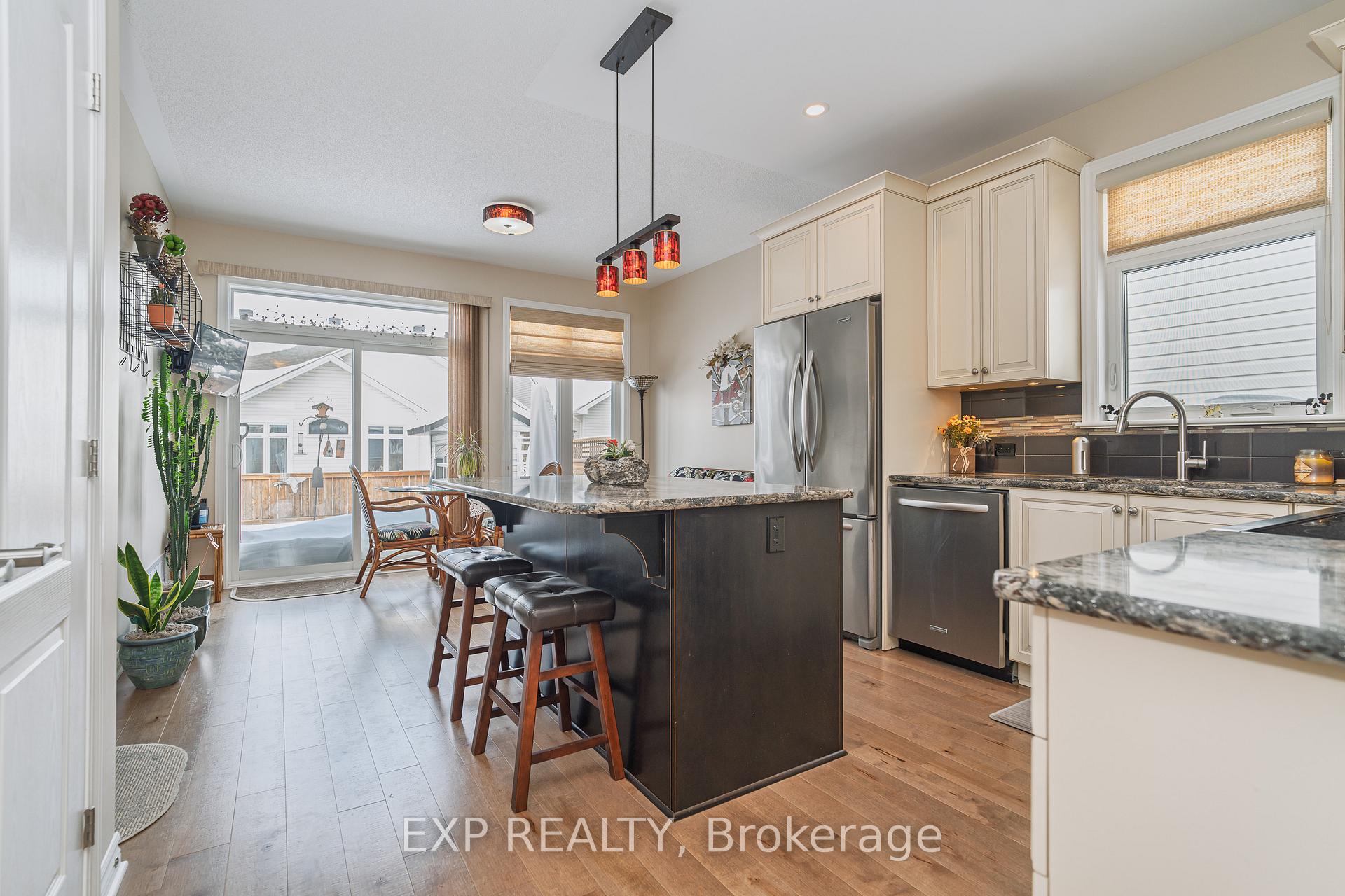 Photo 6 of 208 Voie De Brouage Way, Ottawa, Camelot — HOMEH