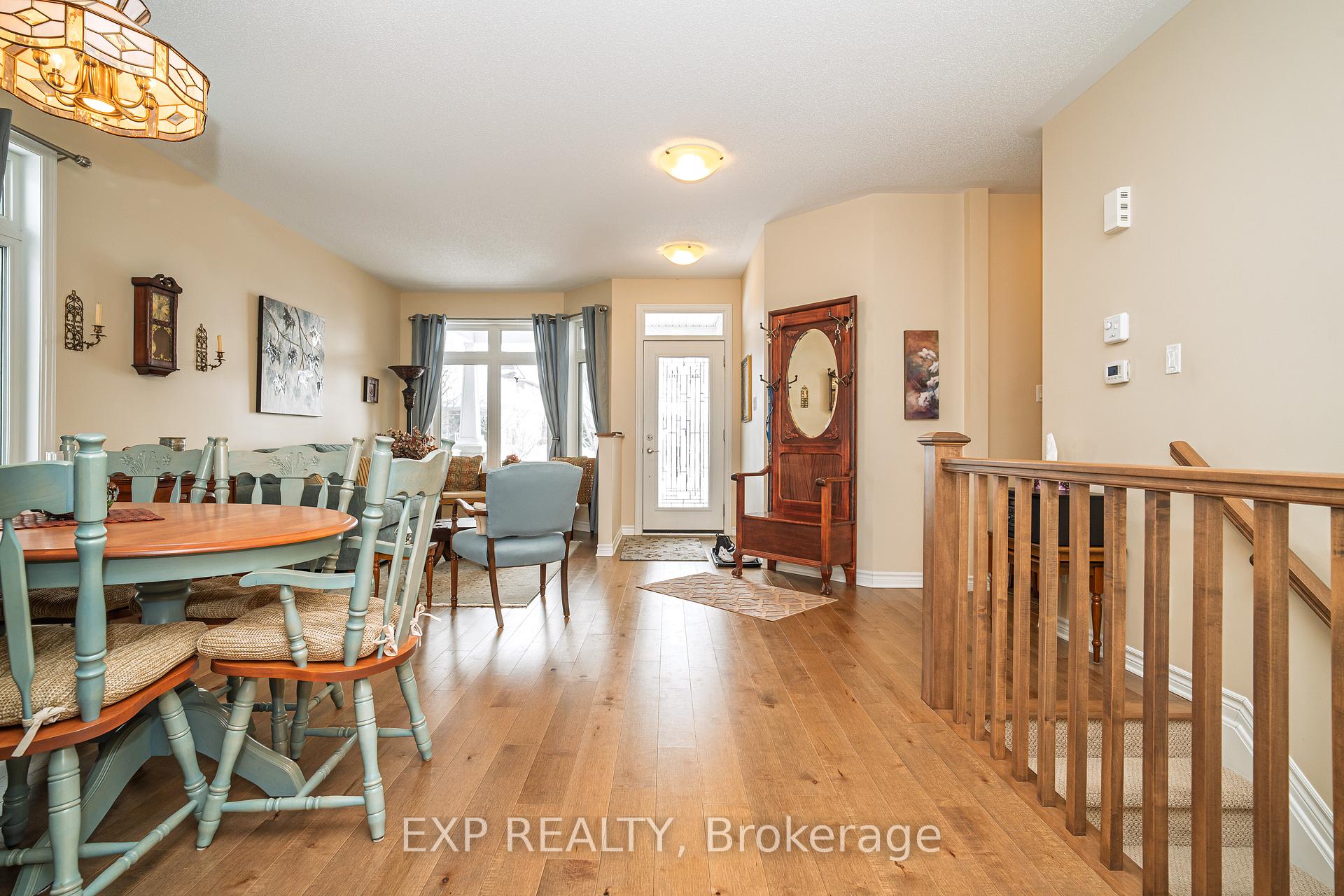 Photo 17 of 208 Voie De Brouage Way, Ottawa, Camelot — HOMEH