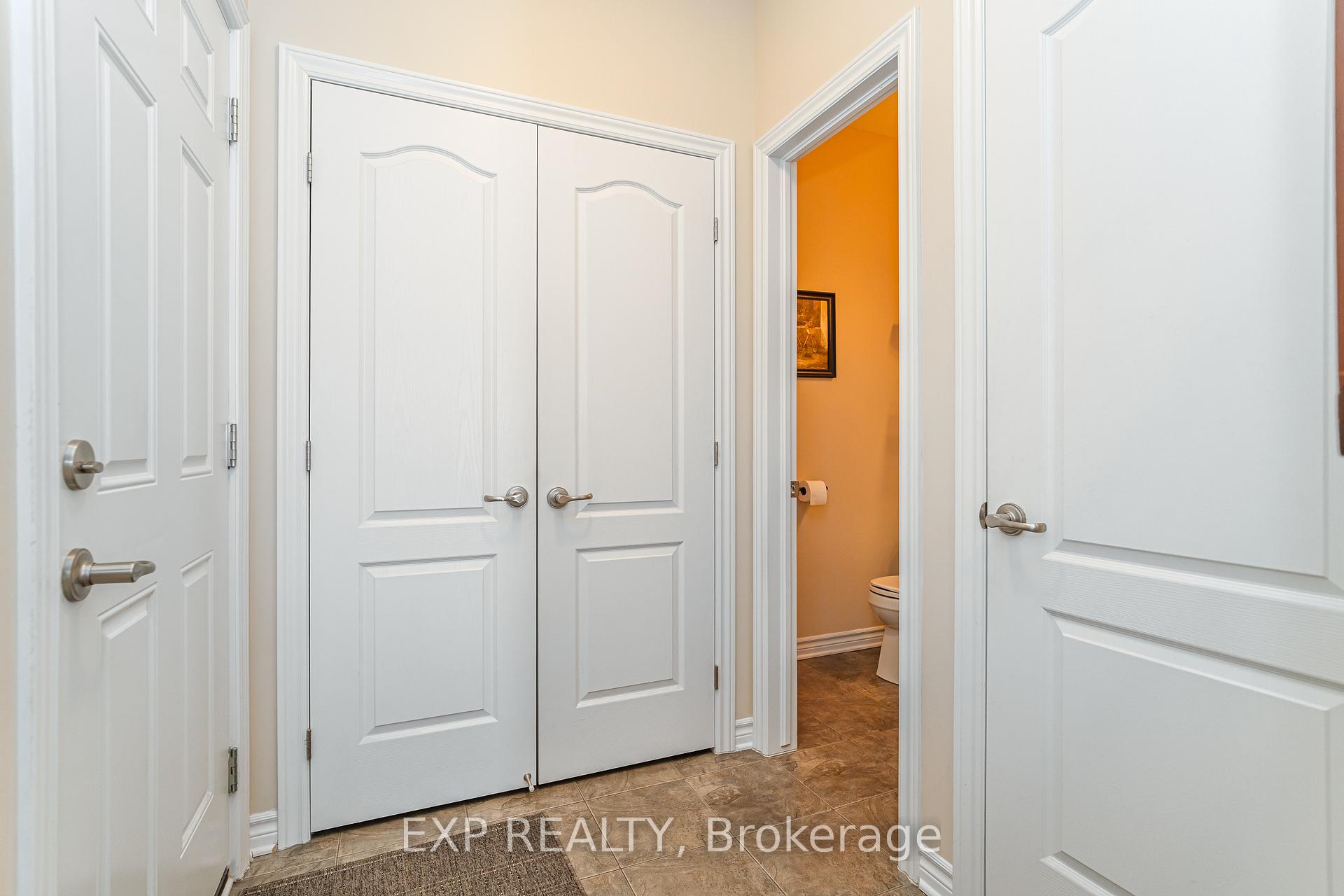 Photo 18 of 208 Voie De Brouage Way, Ottawa, Camelot — HOMEH