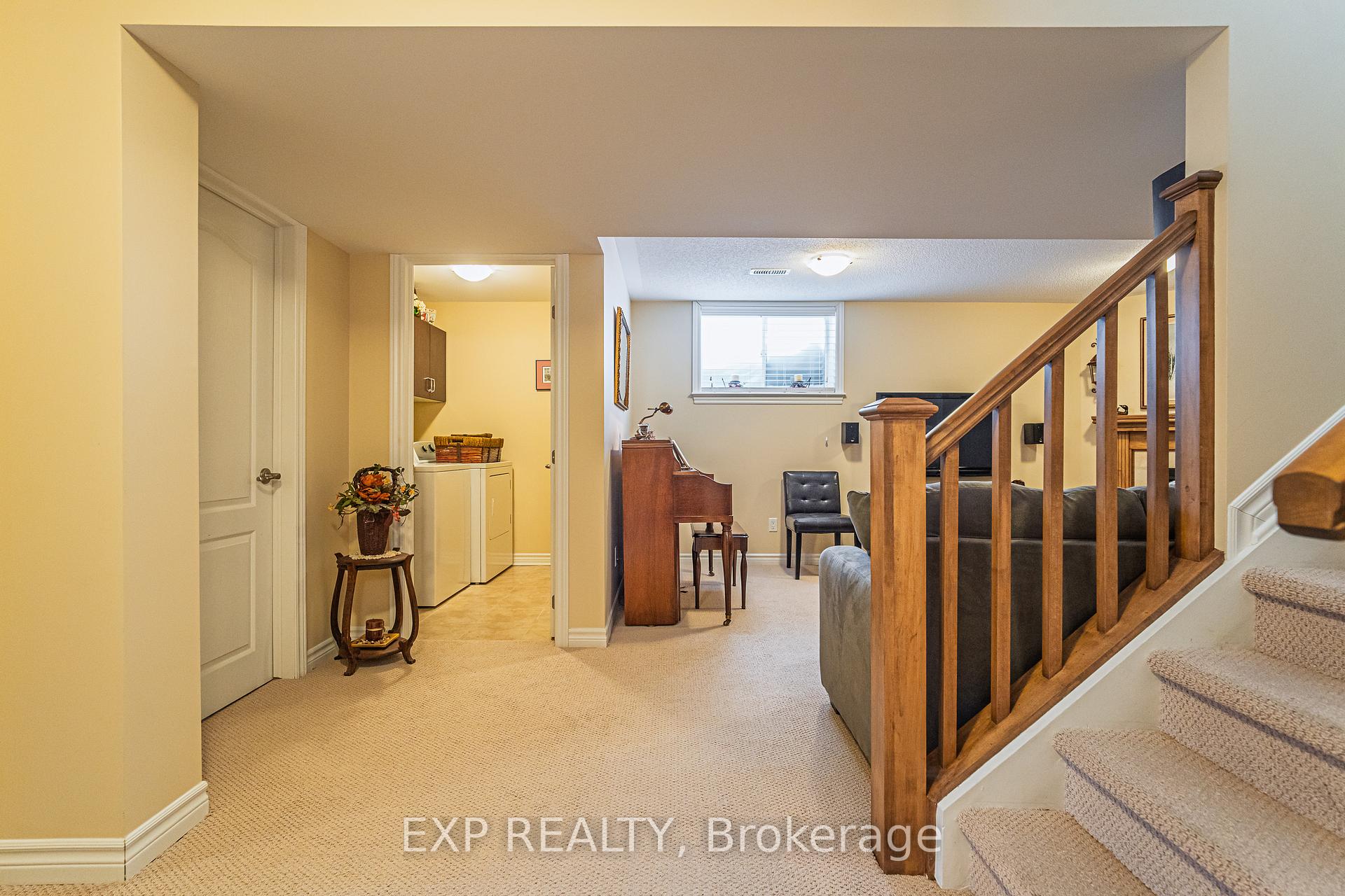 Photo 21 of 208 Voie De Brouage Way, Ottawa, Camelot — HOMEH