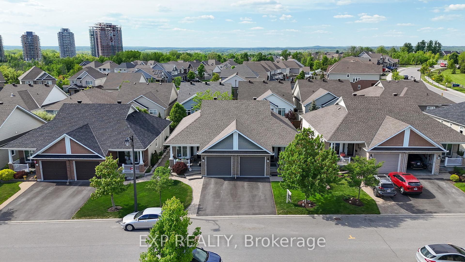 Photo 38 of 208 Voie De Brouage Way, Ottawa, Camelot — HOMEH