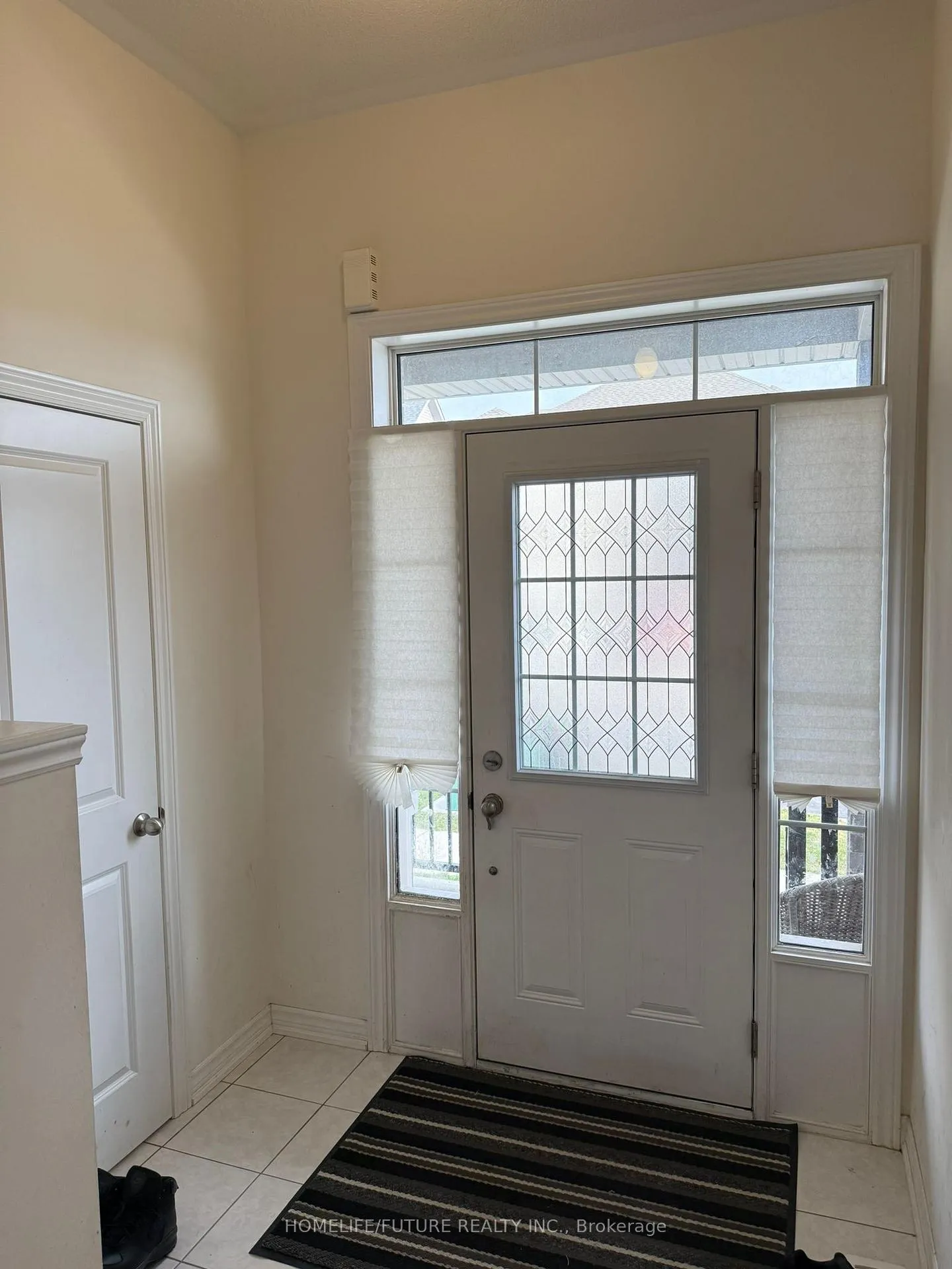 Photo 4 of 2404 Angora Street, Pickering, Rural Pickering — HOMEH