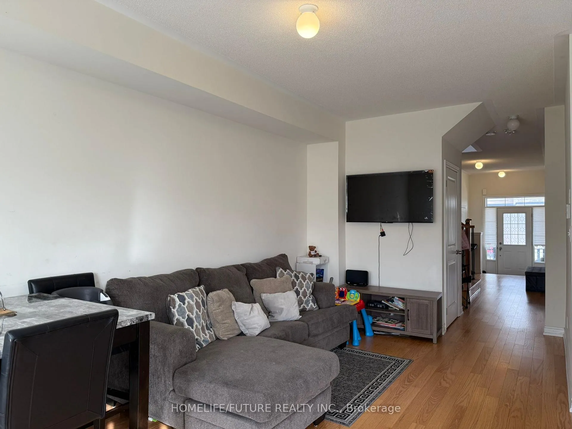 Photo 7 of 2404 Angora Street, Pickering, Rural Pickering — HOMEH