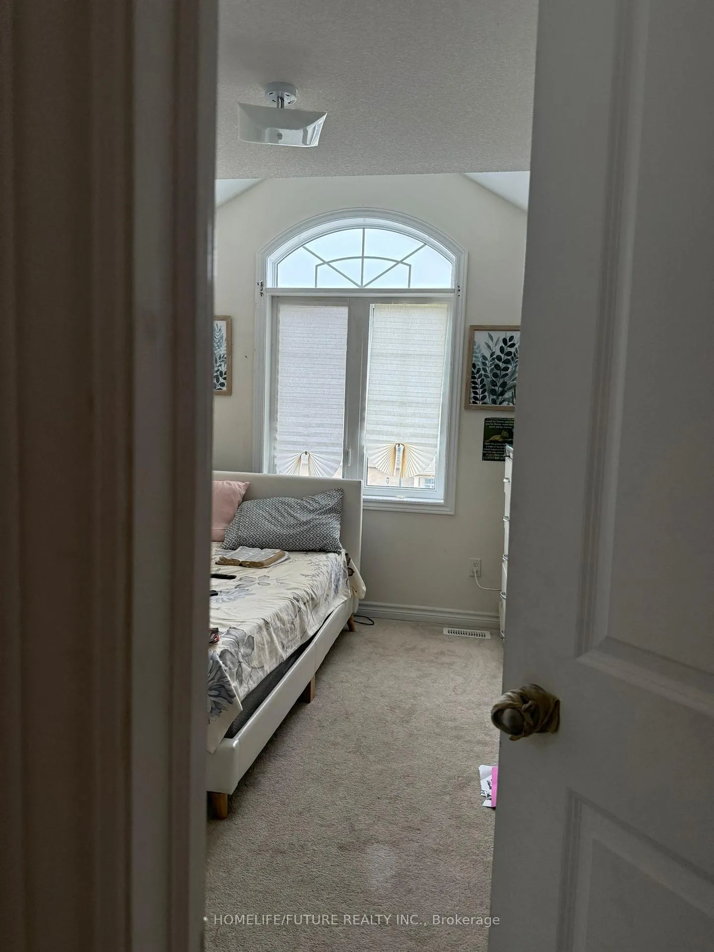 Photo 17 of 2404 Angora Street, Pickering, Rural Pickering — HOMEH