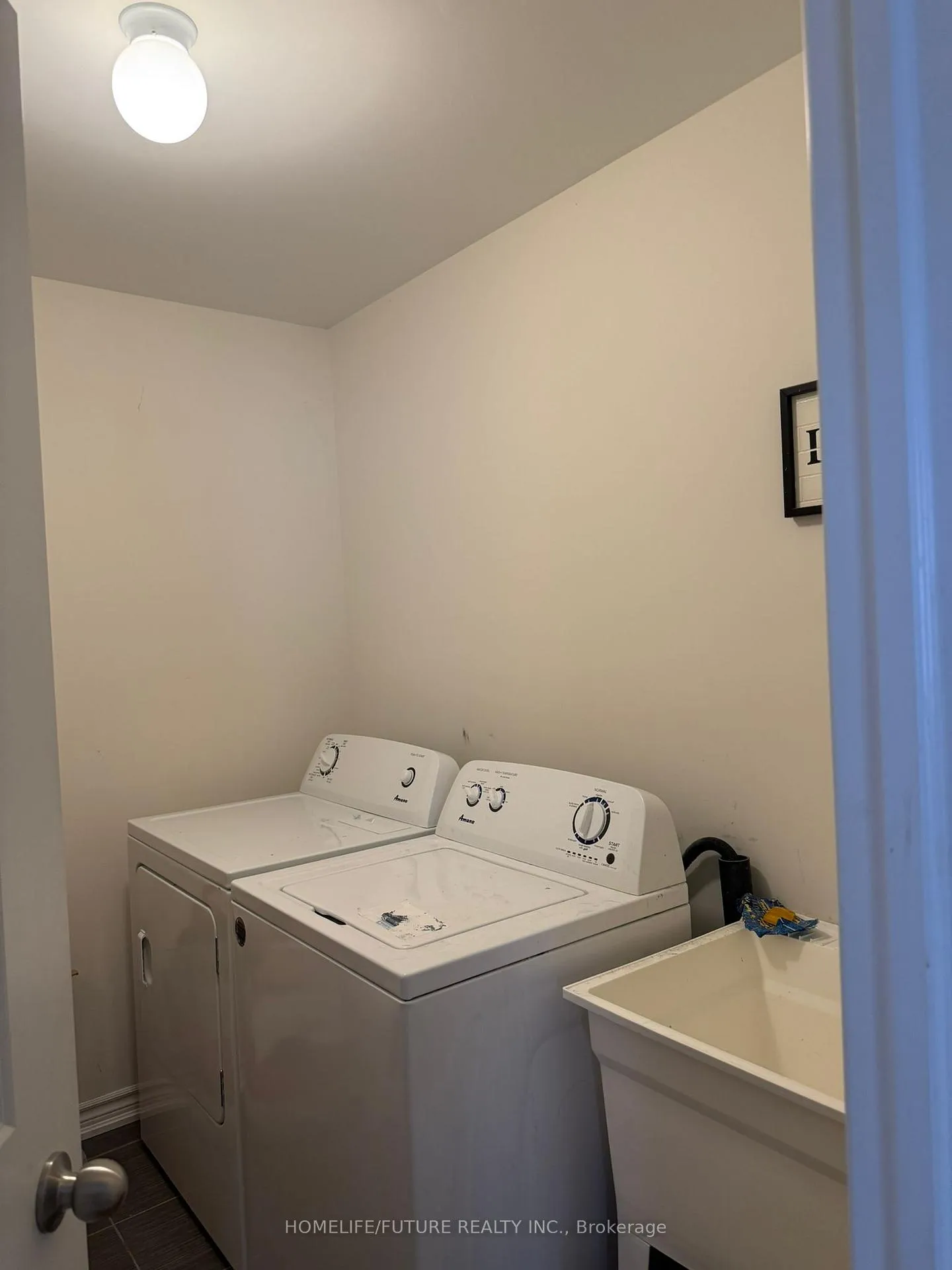 Photo 19 of 2404 Angora Street, Pickering, Rural Pickering — HOMEH
