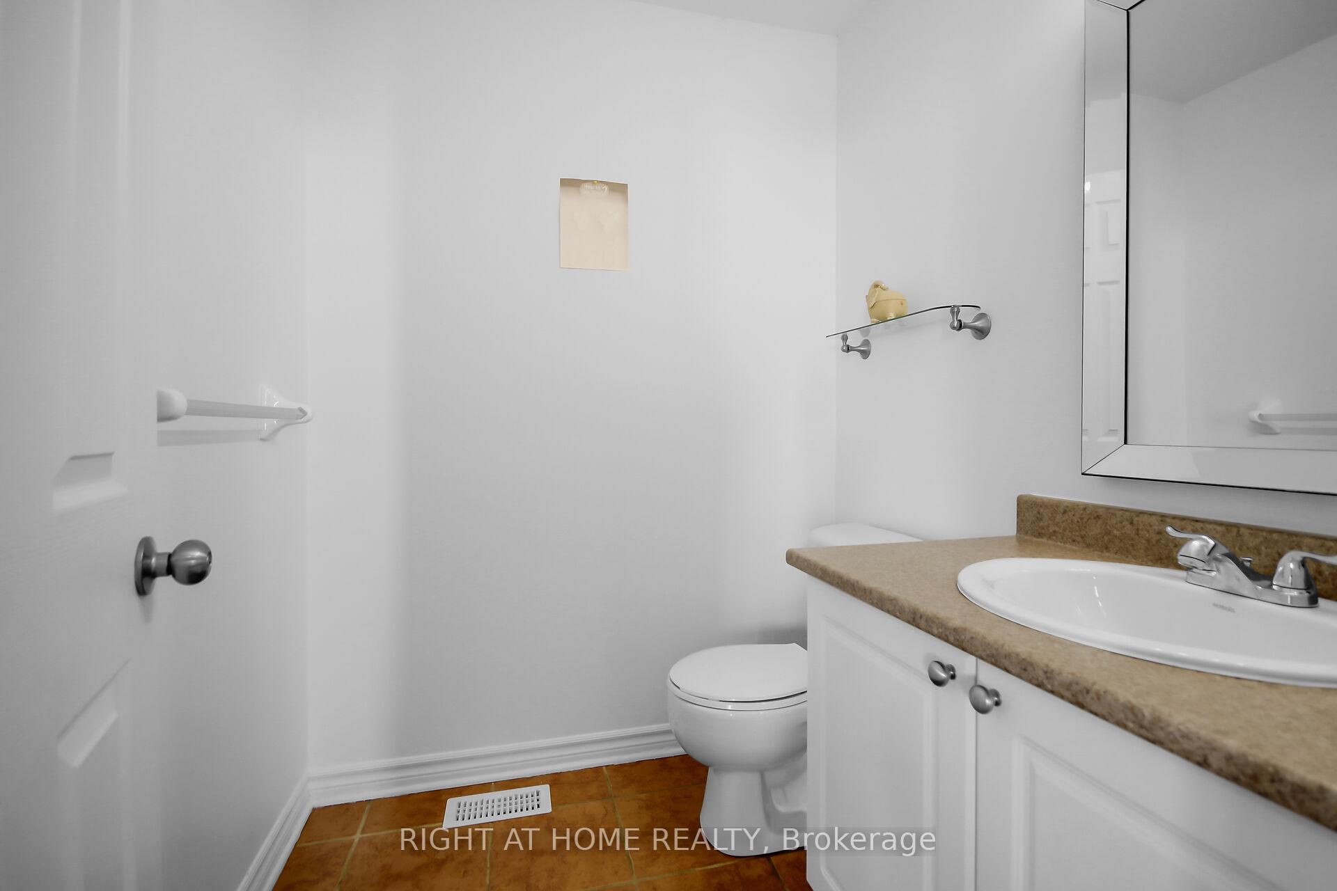 Photo 18 of 915 Gosnell Terrace, Ottawa, Fallingbrook/Gardenway South — HOMEH