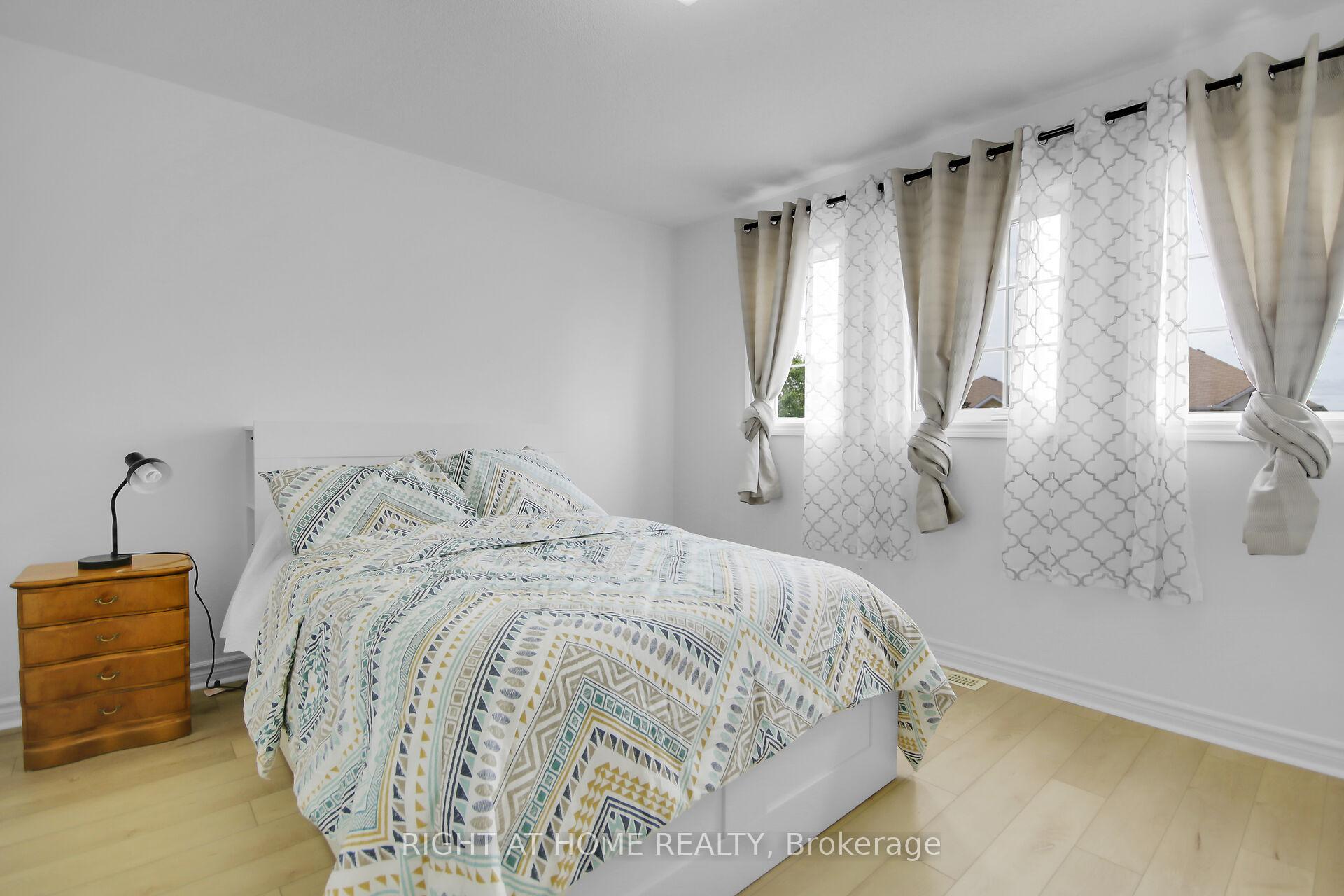 Photo 27 of 915 Gosnell Terrace, Ottawa, Fallingbrook/Gardenway South — HOMEH