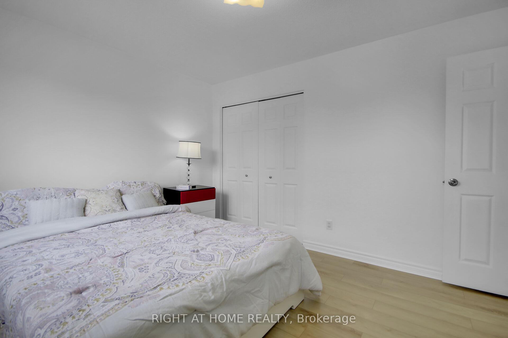 Photo 31 of 915 Gosnell Terrace, Ottawa, Fallingbrook/Gardenway South — HOMEH