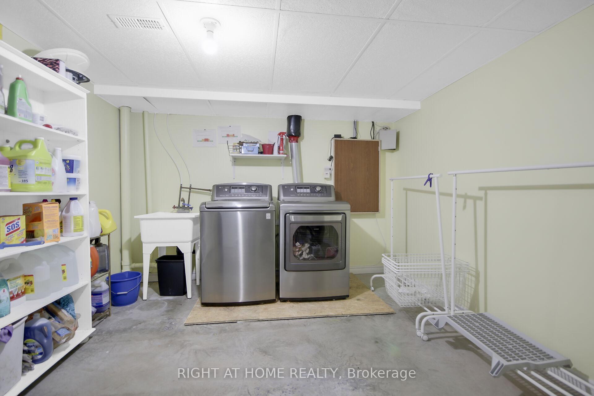 Photo 41 of 915 Gosnell Terrace, Ottawa, Fallingbrook/Gardenway South — HOMEH