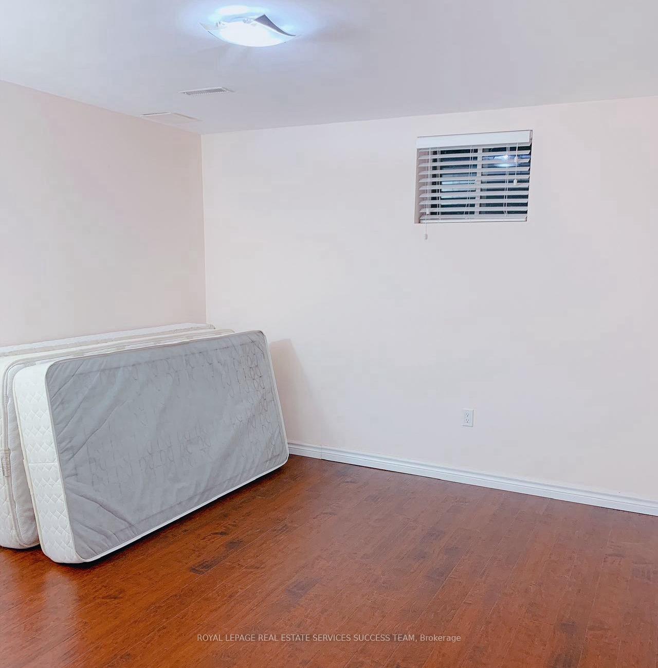 Photo 9 of 1045 Kelman Court, Milton, Coates — HOMEH