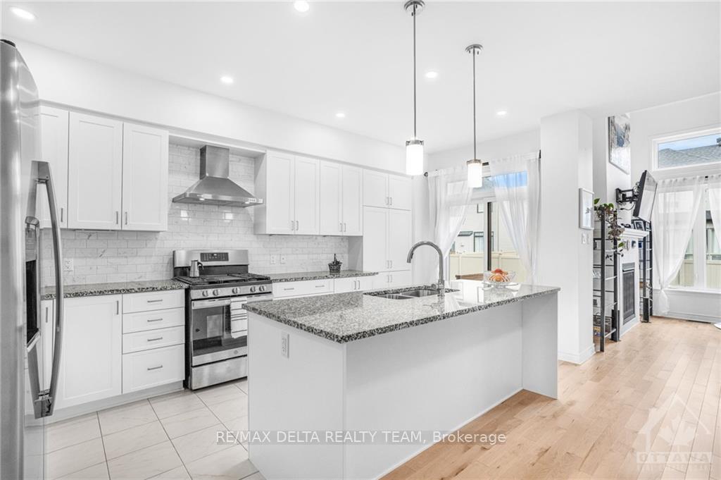 Photo 6 of 687 Cordelette Circle, Ottawa, Mer Bleue/Bradley Estates/Anderson Park — HOMEH