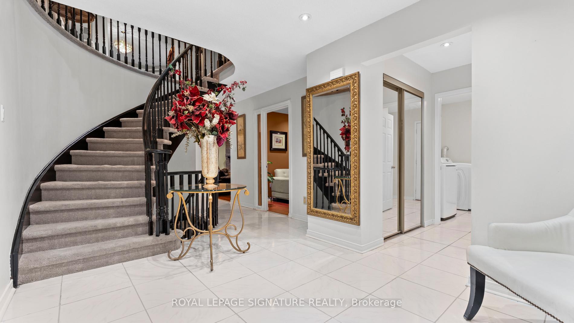 Photo 4 of 583 Foxwood Trail, Pickering, Amberlea — HOMEH