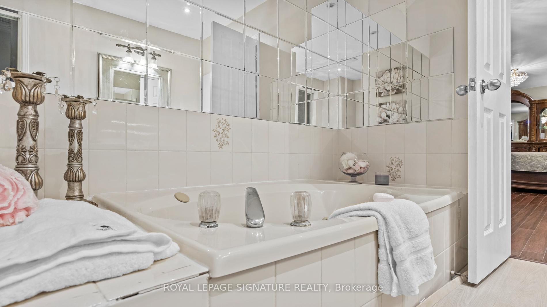 Photo 23 of 583 Foxwood Trail, Pickering, Amberlea — HOMEH