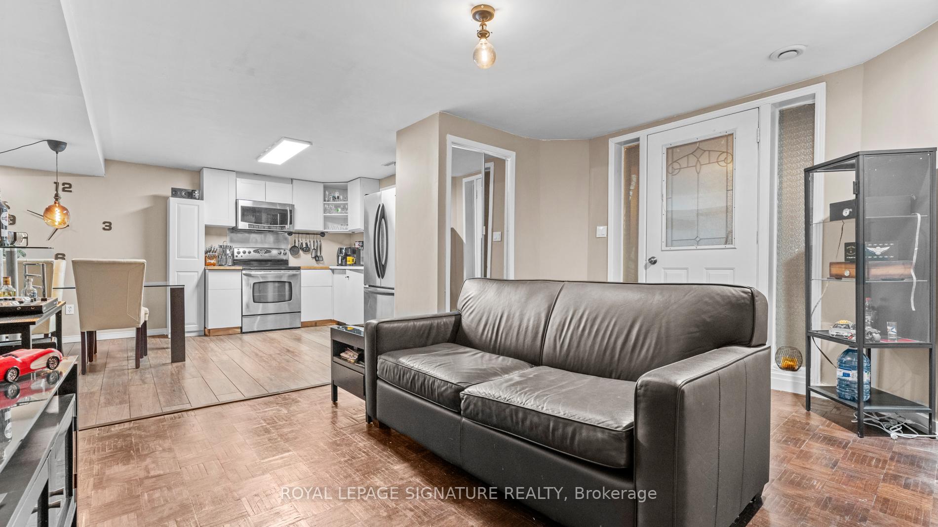 Photo 36 of 583 Foxwood Trail, Pickering, Amberlea — HOMEH