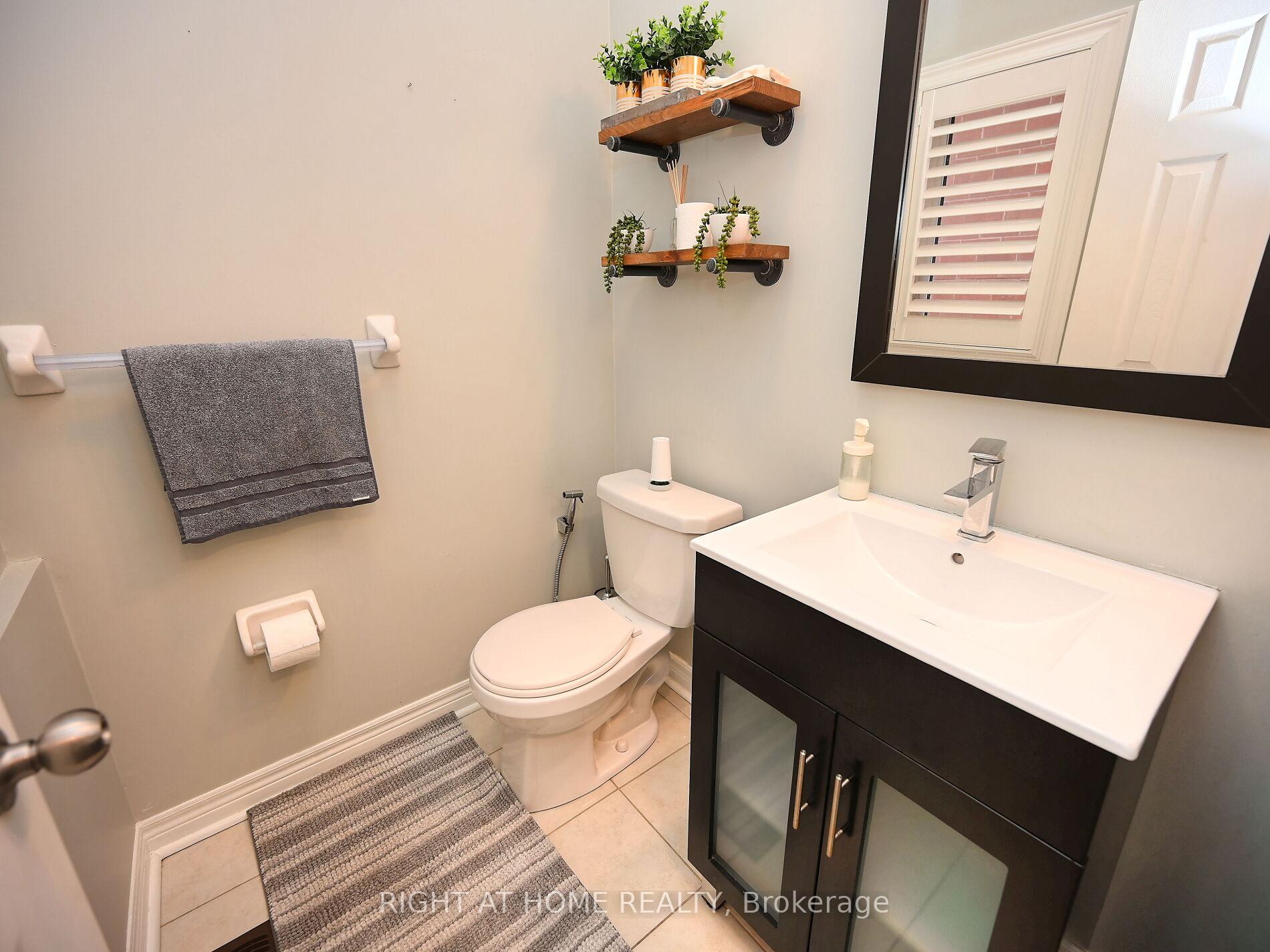 Photo 10 of 1019 Urell Way, Milton, Harrison — HOMEH