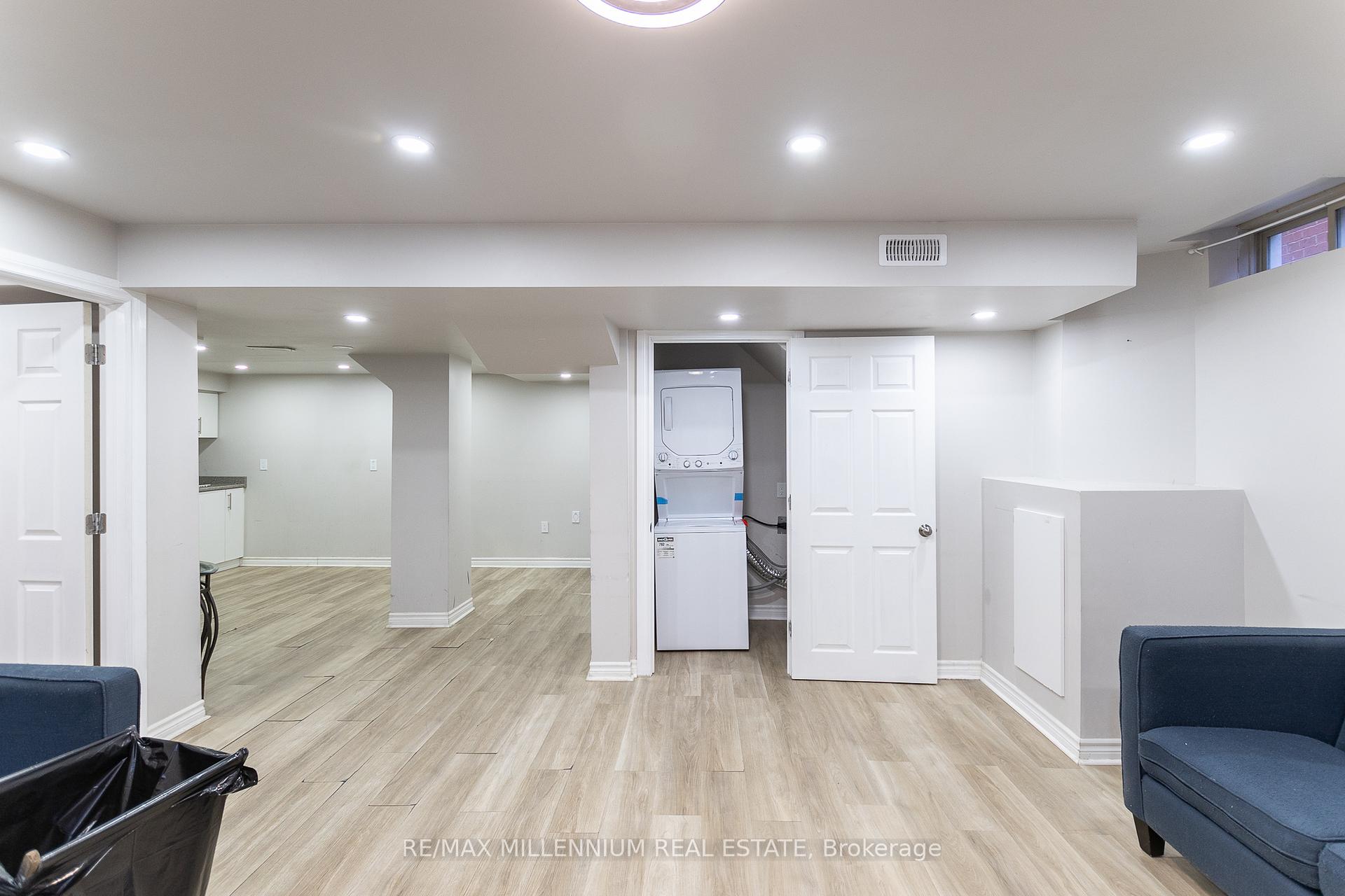 Photo 9 of Unit Lower, 309 Nairn Circle, Milton, Scott — HOMEH