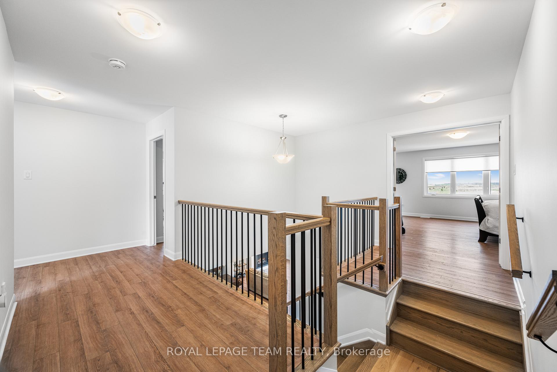 Photo 16 of 934 Lakeridge Drive, Ottawa, Avalon East — HOMEH
