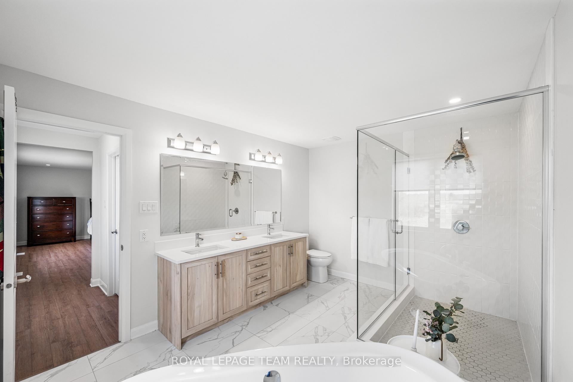 Photo 19 of 934 Lakeridge Drive, Ottawa, Avalon East — HOMEH