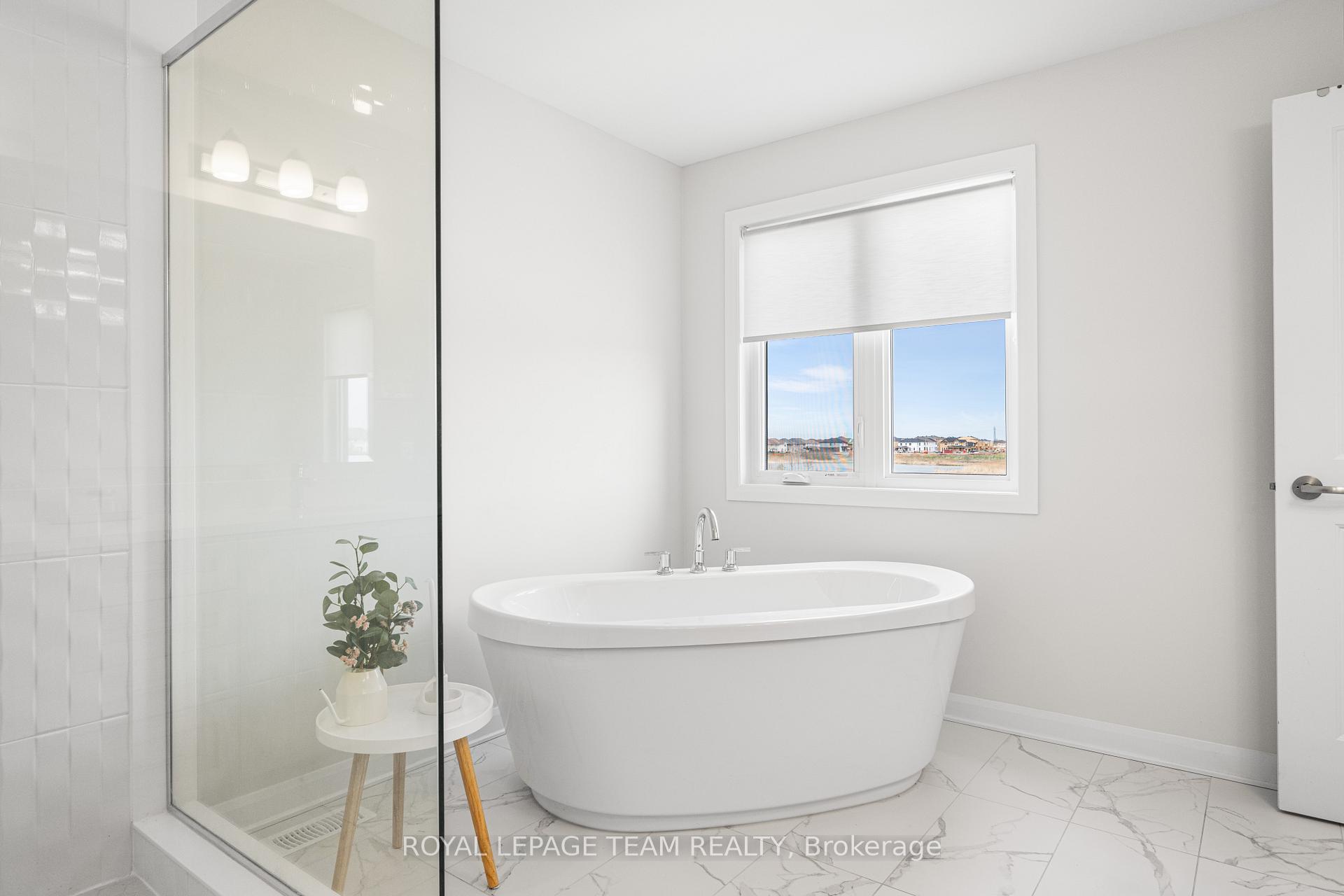 Photo 20 of 934 Lakeridge Drive, Ottawa, Avalon East — HOMEH