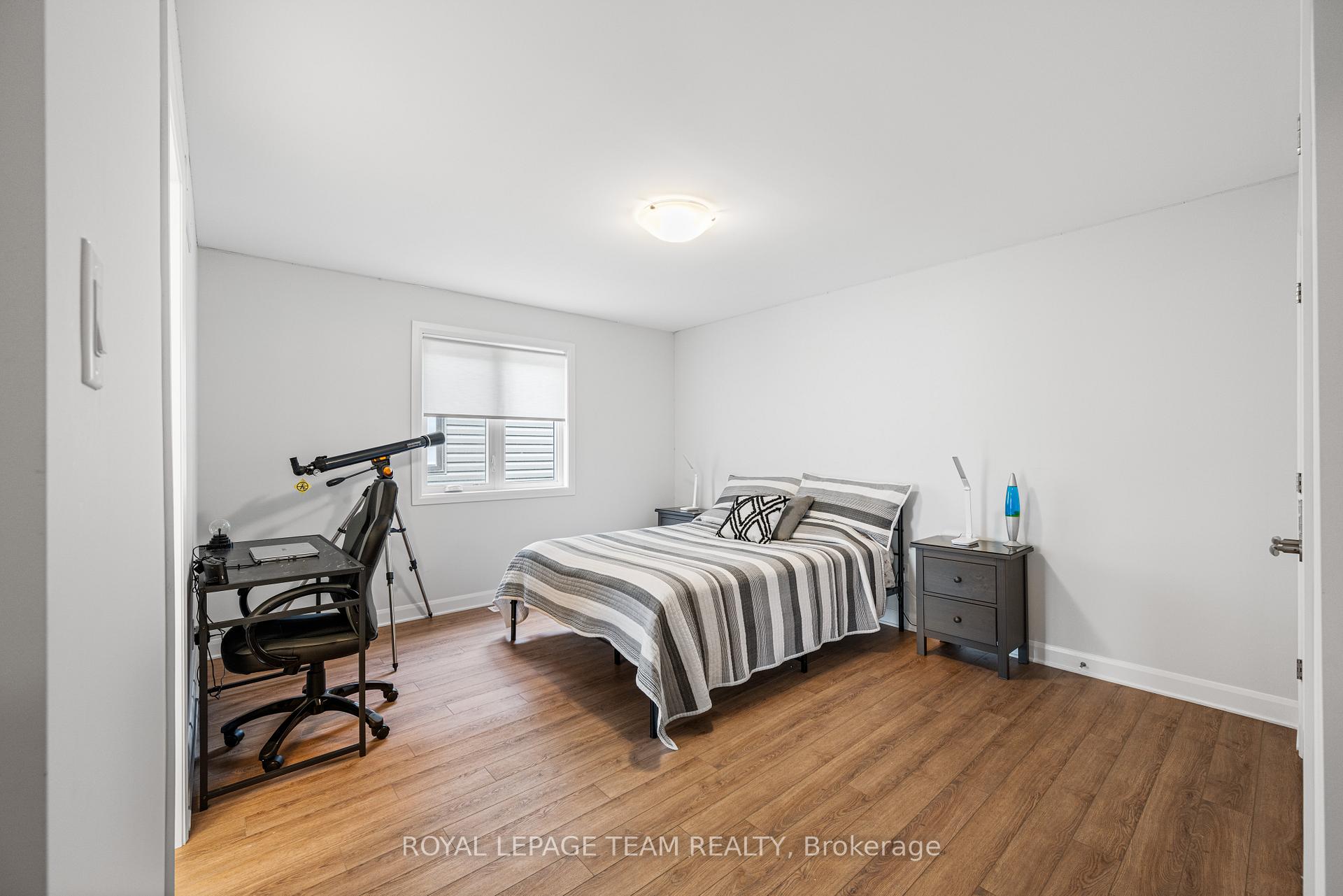 Photo 21 of 934 Lakeridge Drive, Ottawa, Avalon East — HOMEH