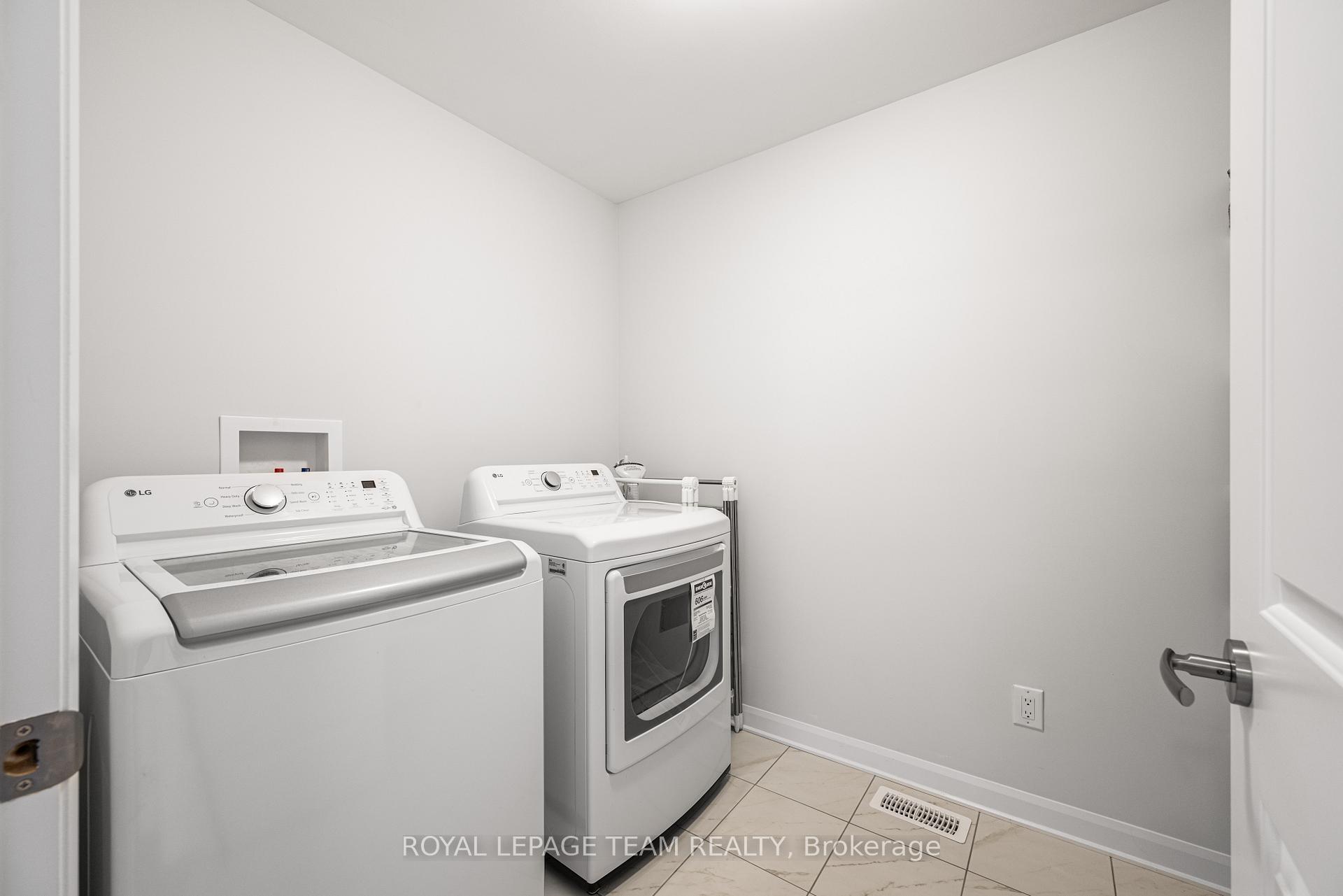 Photo 26 of 934 Lakeridge Drive, Ottawa, Avalon East — HOMEH