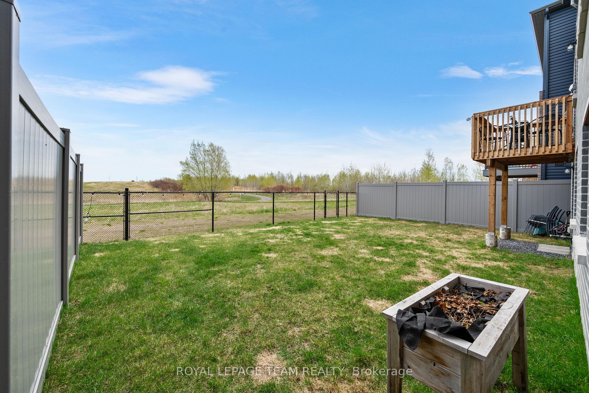 Photo 36 of 934 Lakeridge Drive, Ottawa, Avalon East — HOMEH