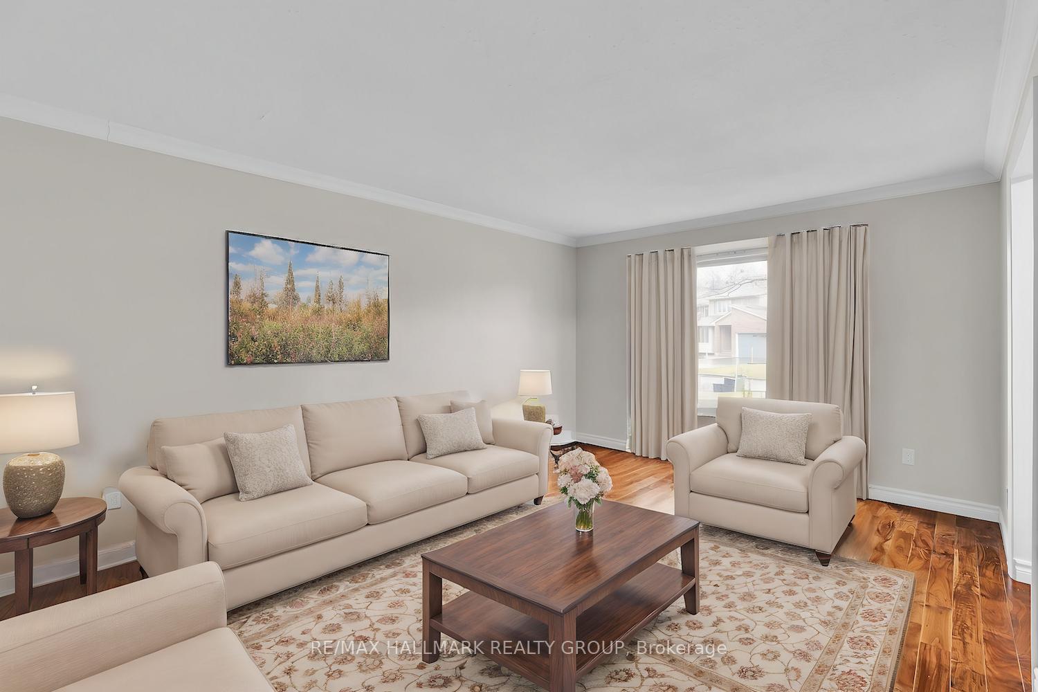Photo 4 of 1660 Des Broussailles Terrace, Ottawa, Chapel Hill — HOMEH