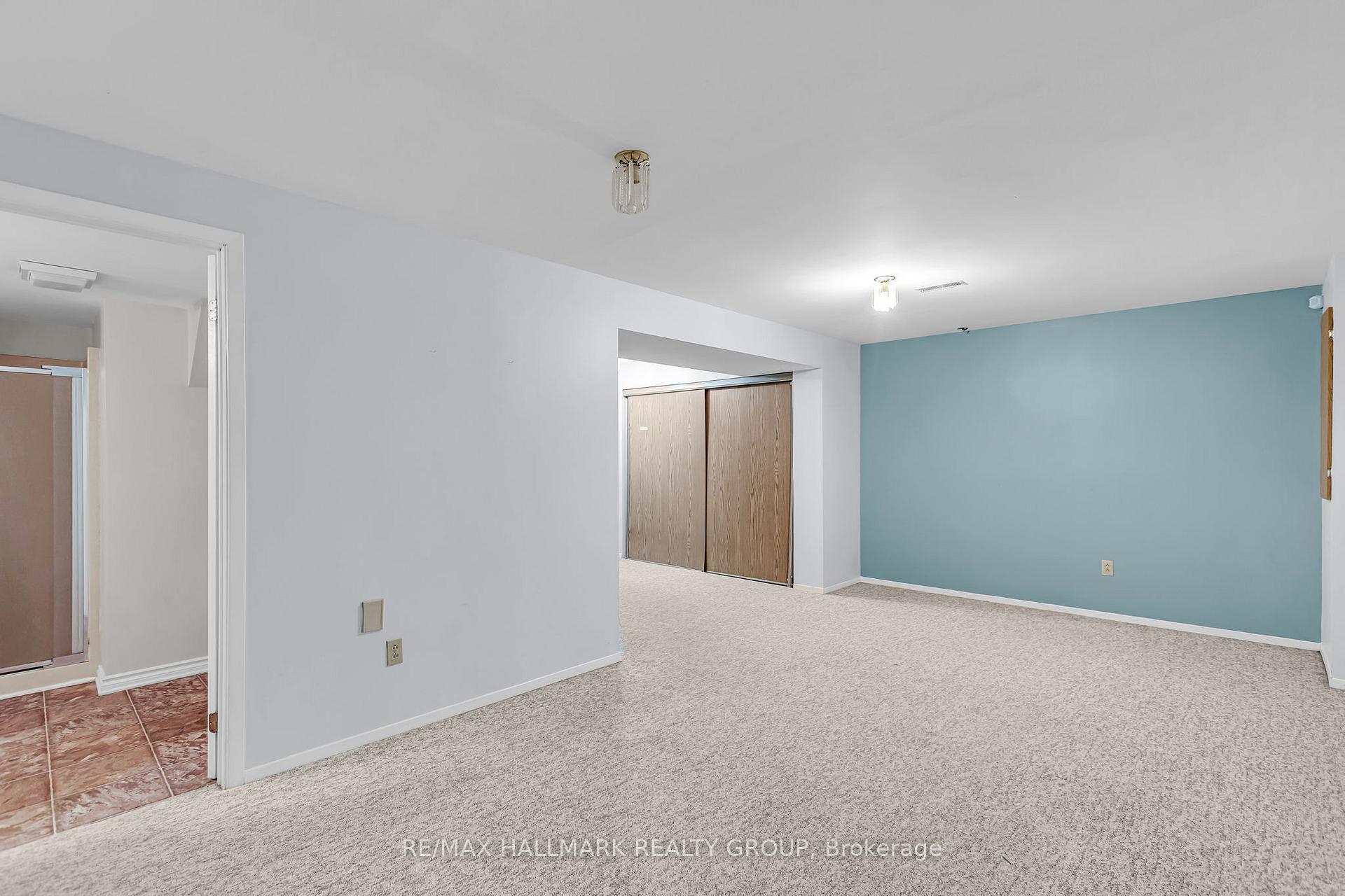 Photo 35 of 1660 Des Broussailles Terrace, Ottawa, Chapel Hill — HOMEH