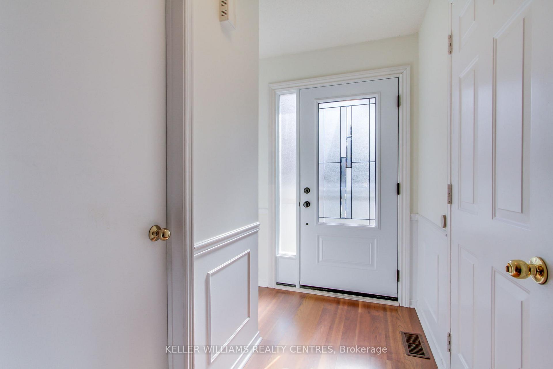 Photo 7 of 889 Clancey Crescent, Newmarket, Gorham-College Manor — HOMEH