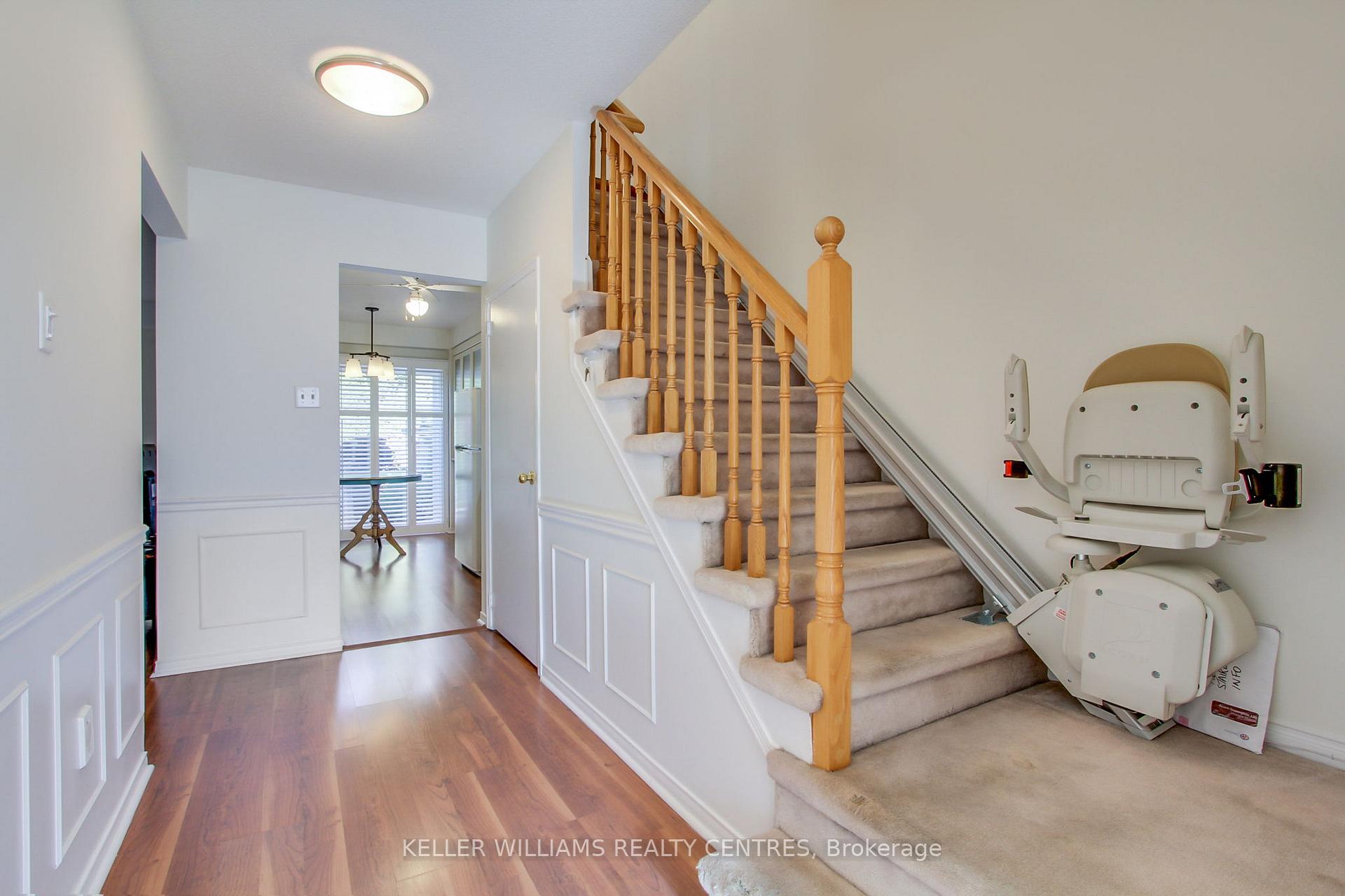 Photo 9 of 889 Clancey Crescent, Newmarket, Gorham-College Manor — HOMEH