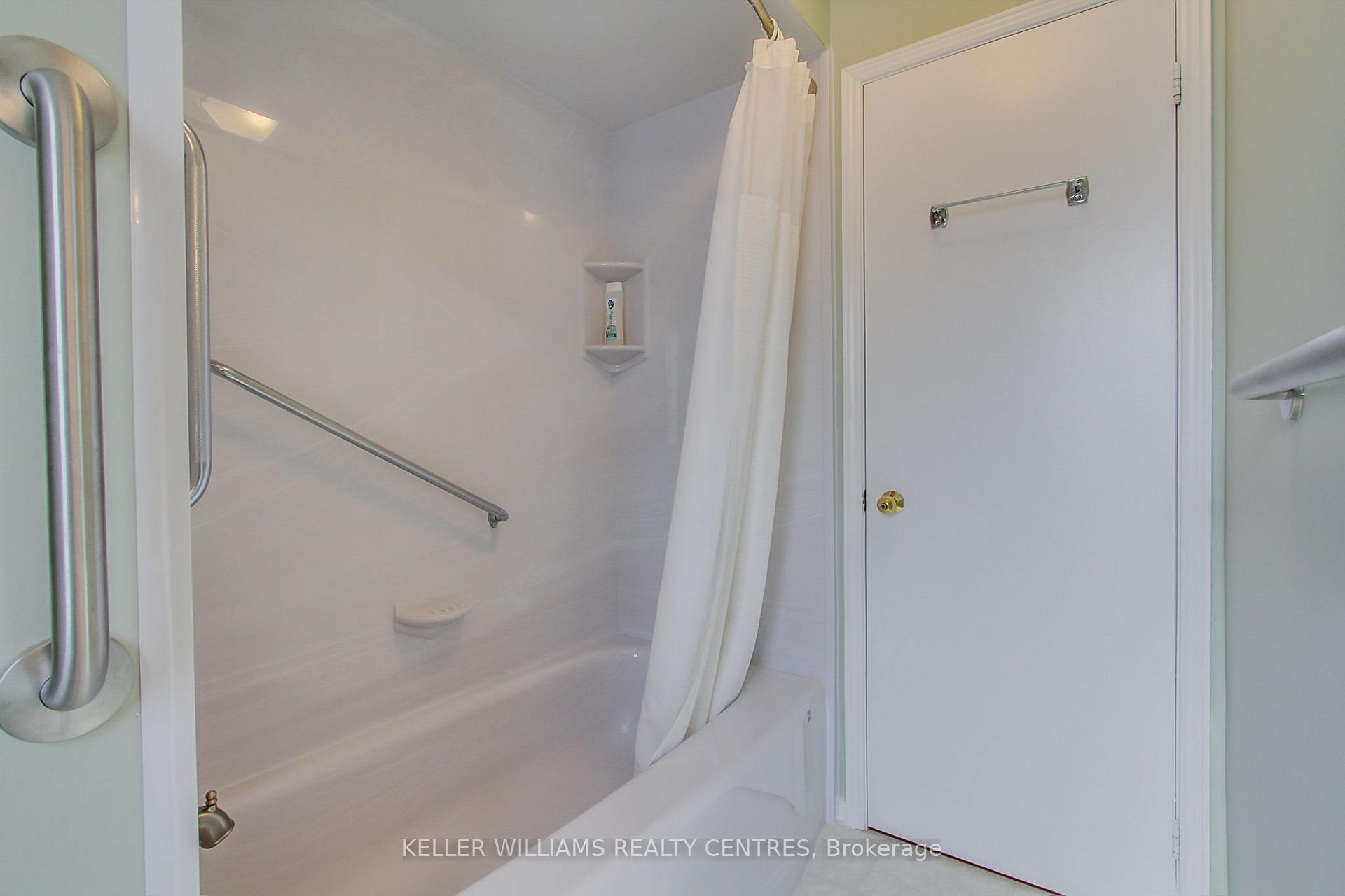 Photo 27 of 889 Clancey Crescent, Newmarket, Gorham-College Manor — HOMEH