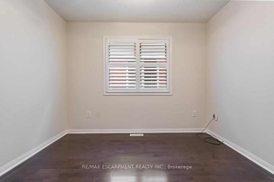 Photo 10 of 255 Monaghan Crescent, Milton, Willmott — HOMEH